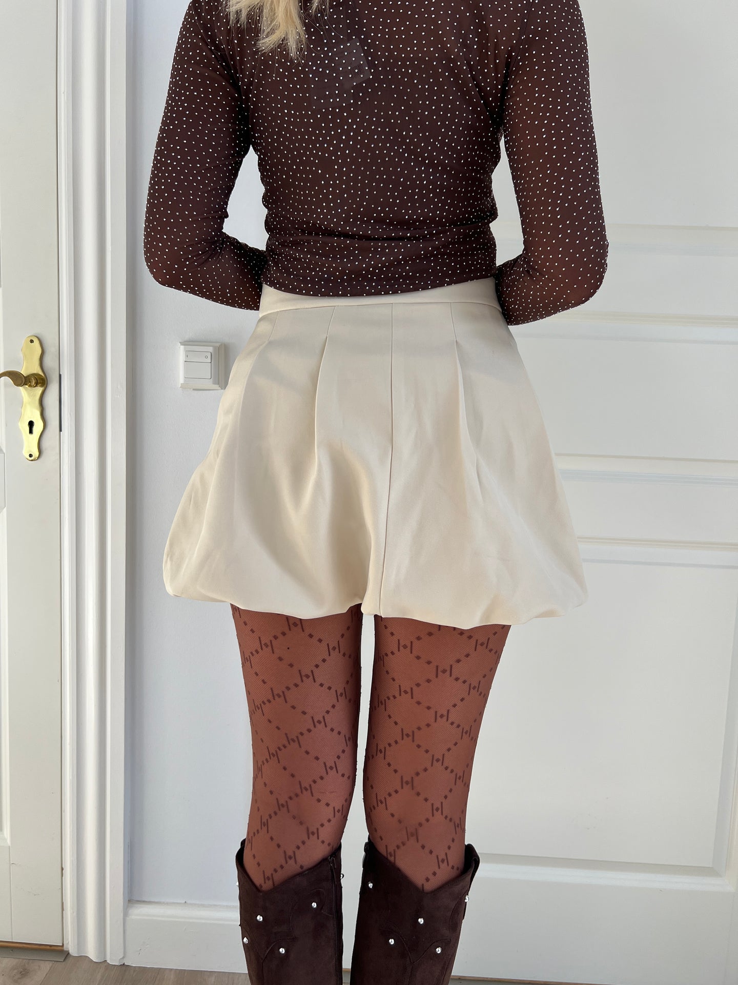 Elli white balloon skirt beige - Åberg Copenhagen