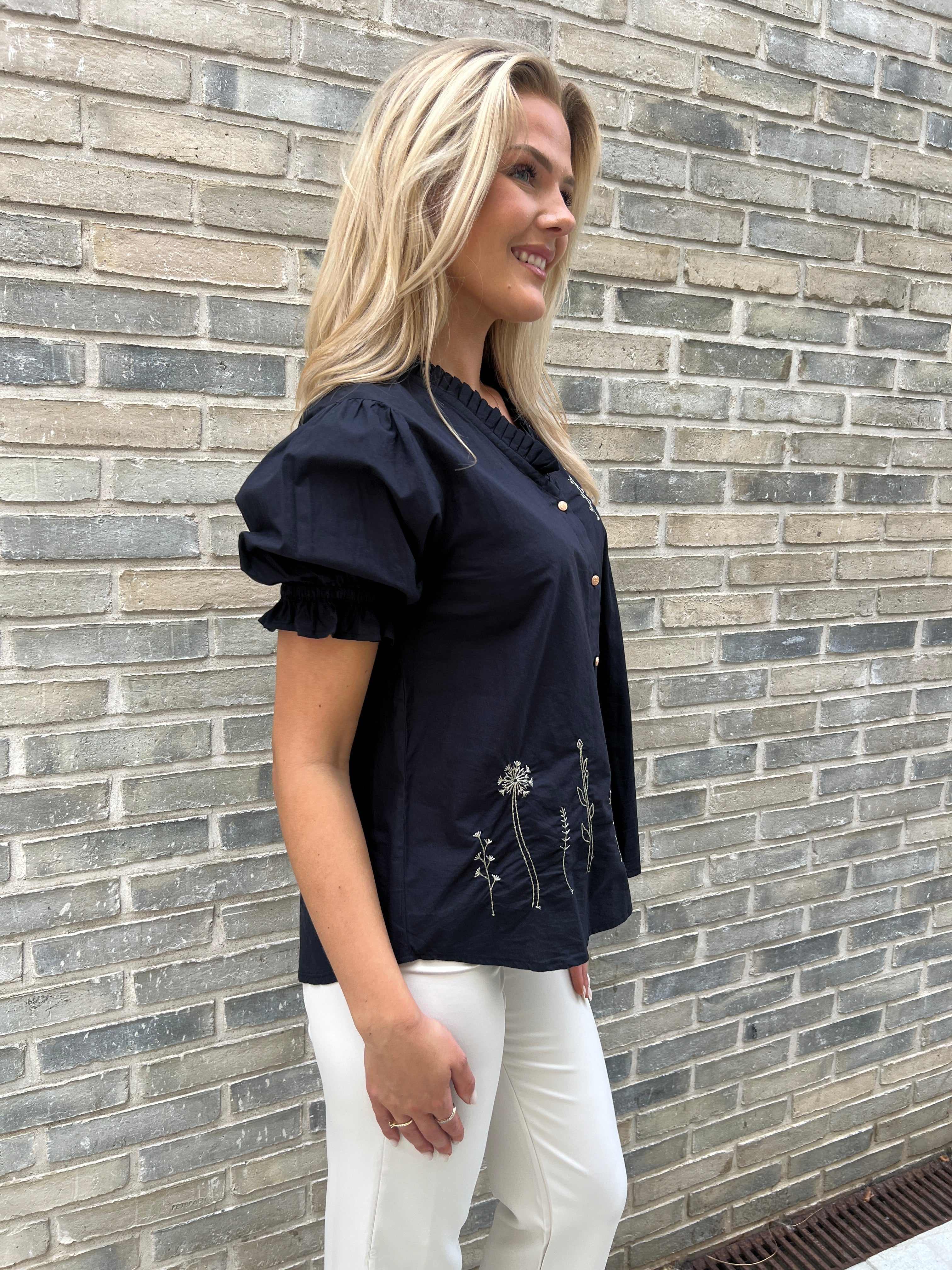 Gaspar black Garda Blouse