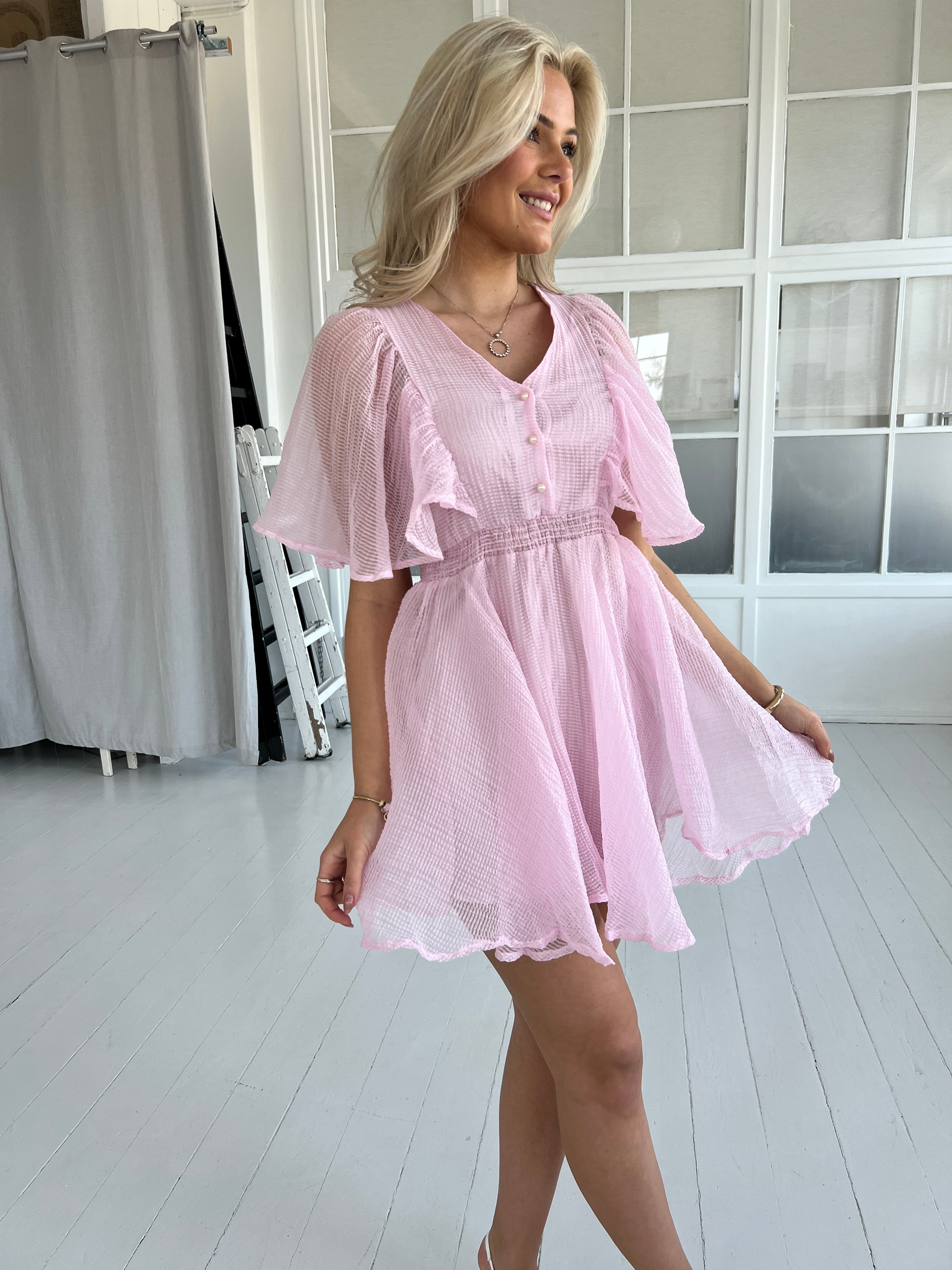 Elli White bubblegum short dress