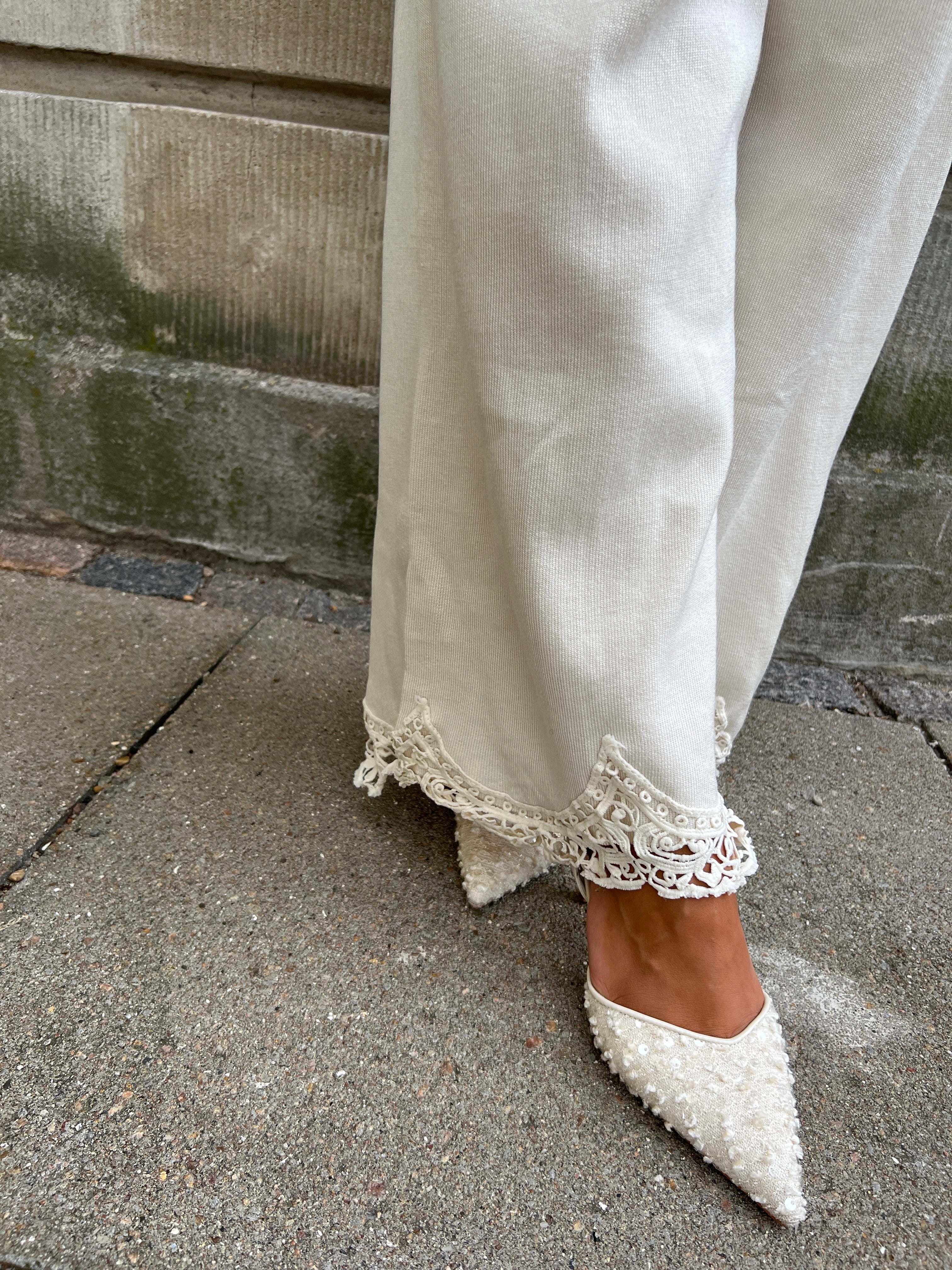 May beige knit set