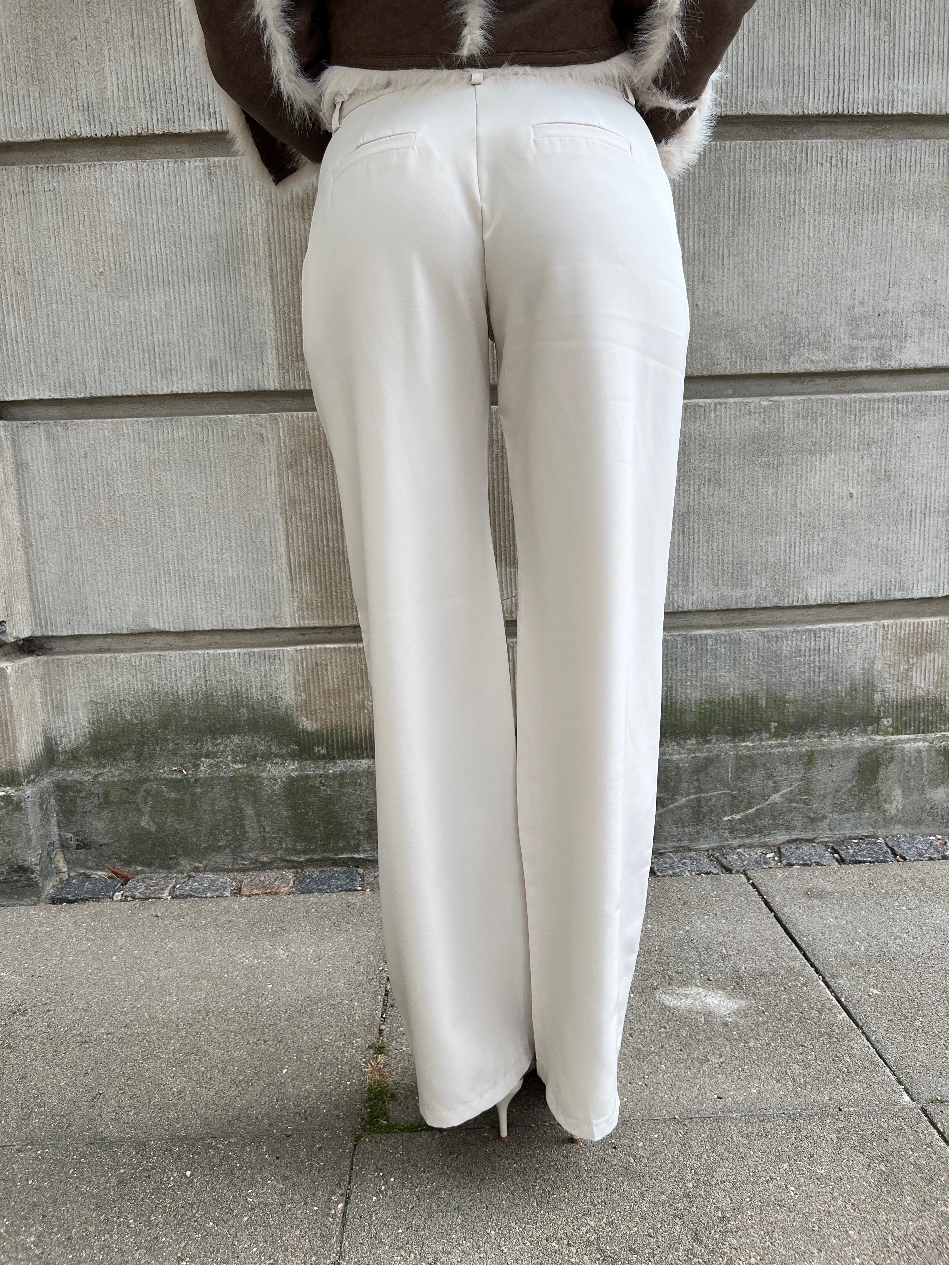 Eight Luxe cream trousers Long