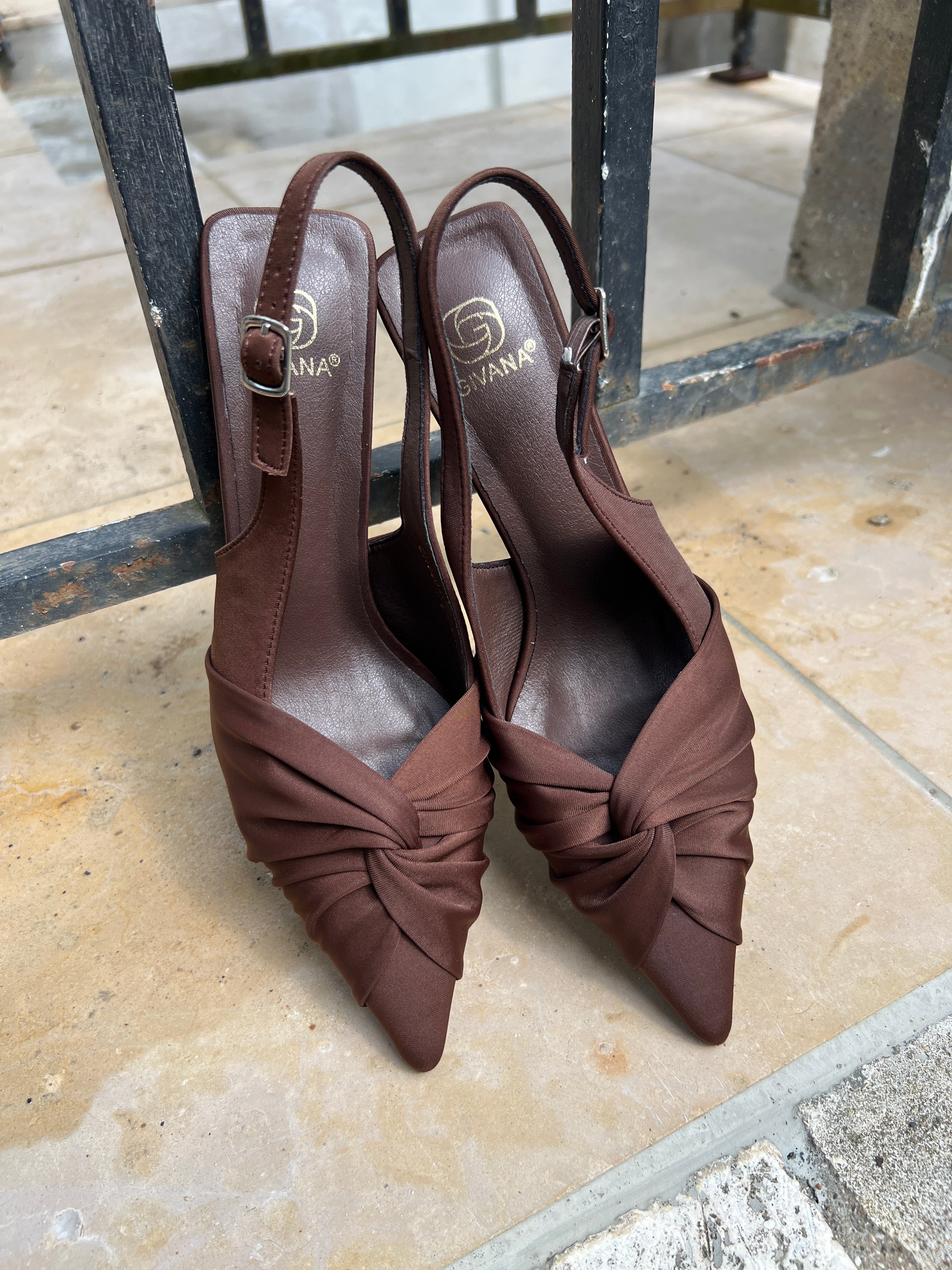 Givana brown heel