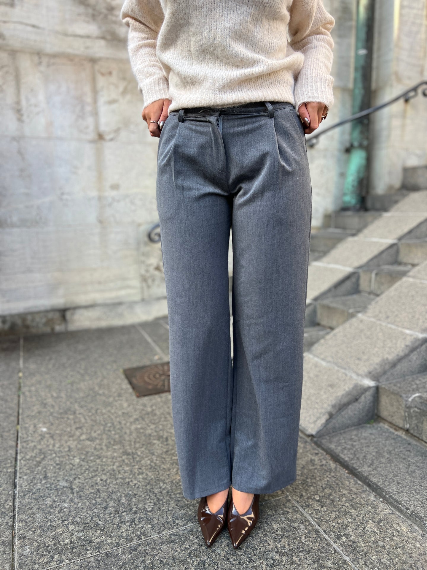 Eight Luxe grey trousers Long