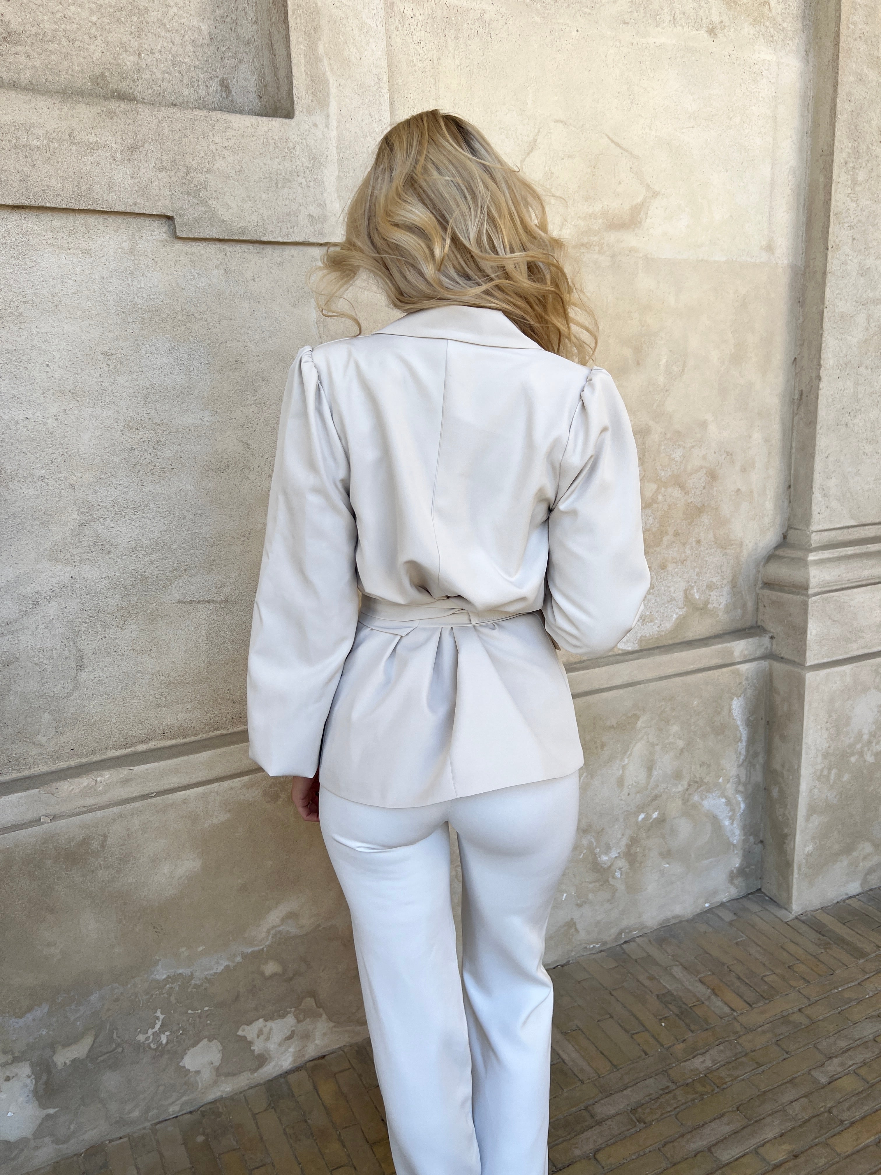 Eight Luxe Beige blazer