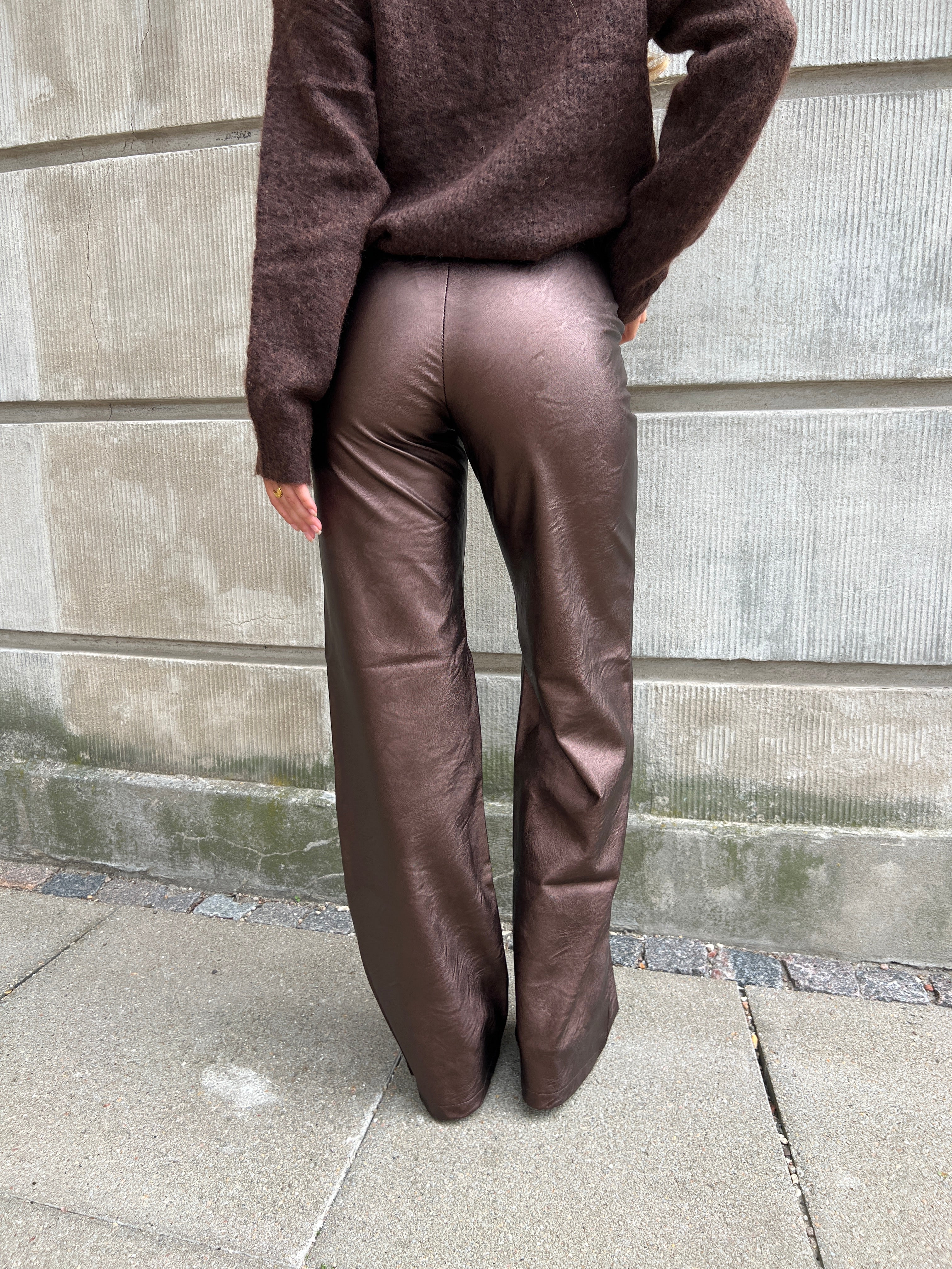 Eight Luxe brown pants