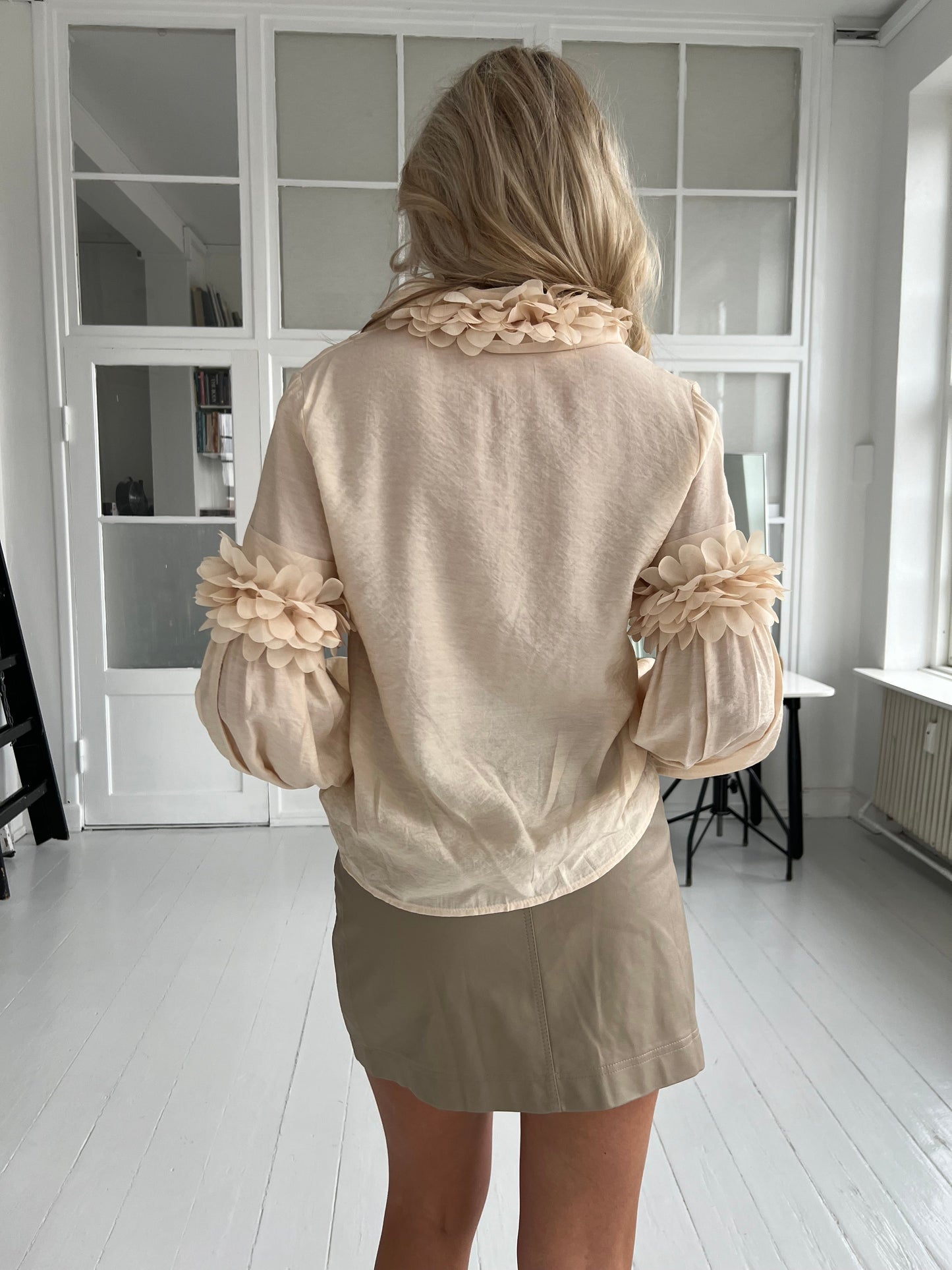 Azaka champagne blouse