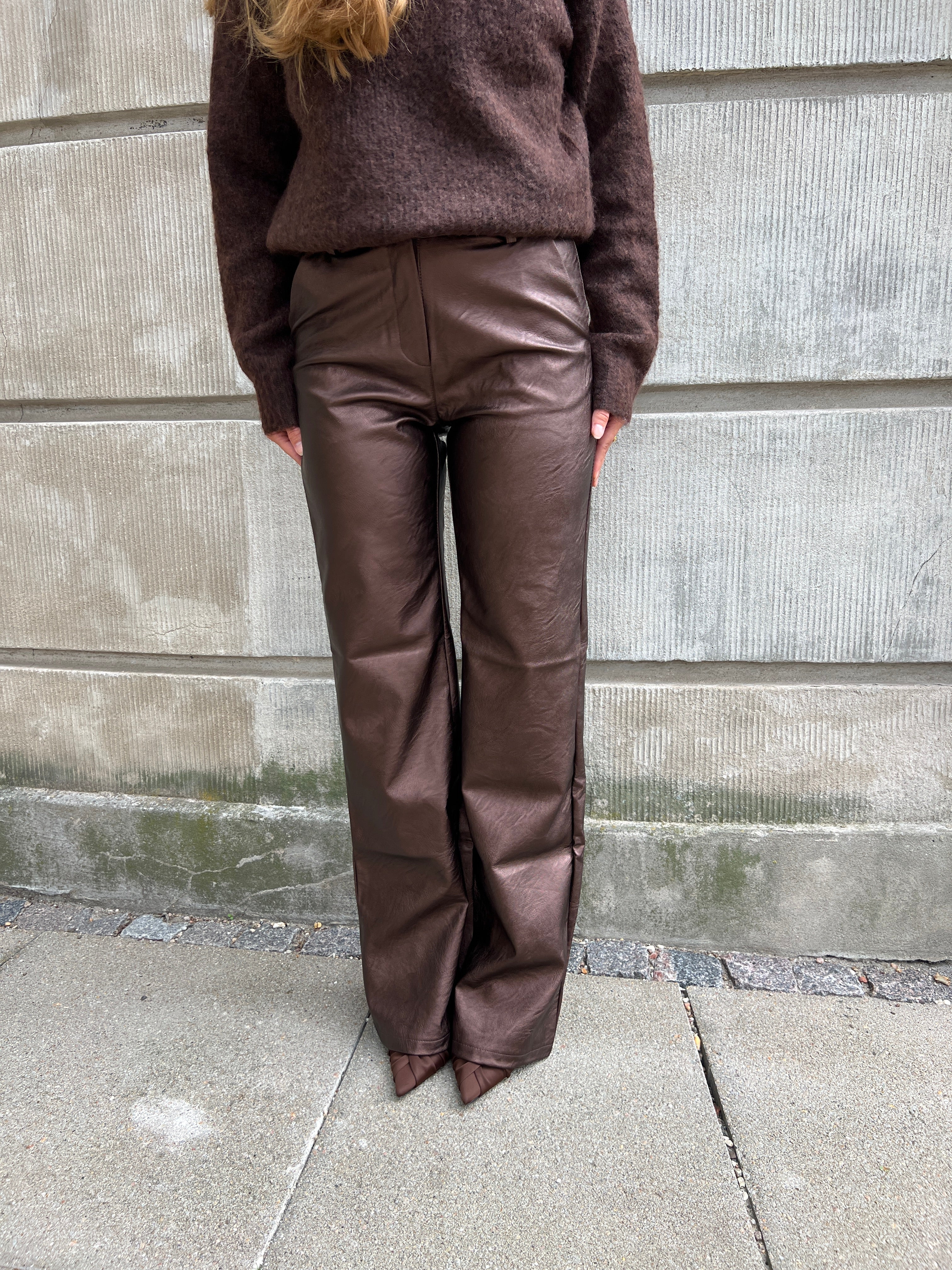 Eight Luxe brown pants