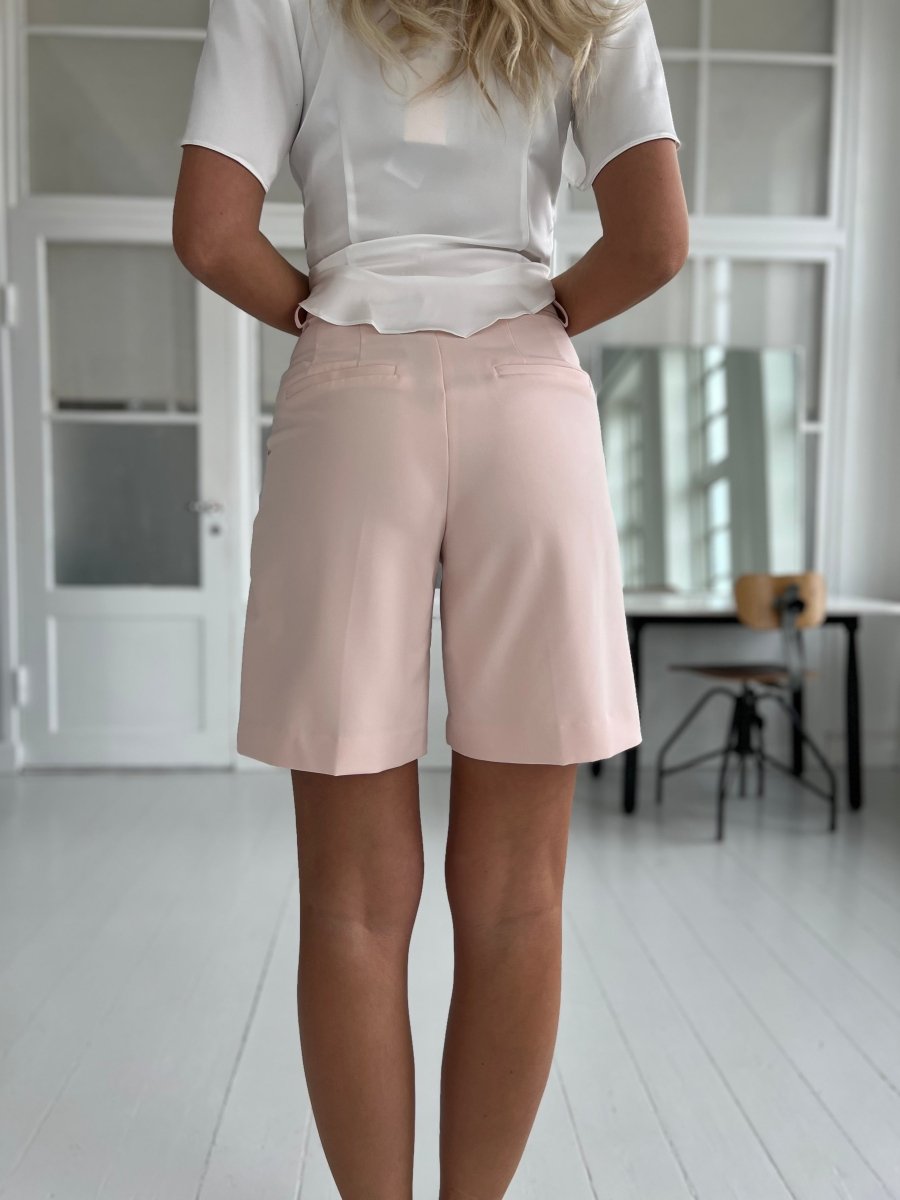 Attentif rose shorts - Aaberg DK