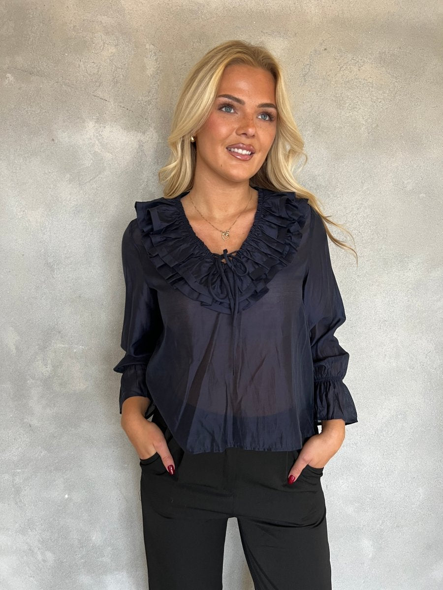 Continue - Bluse - Jody L/S - Navy blue - Aaberg DK