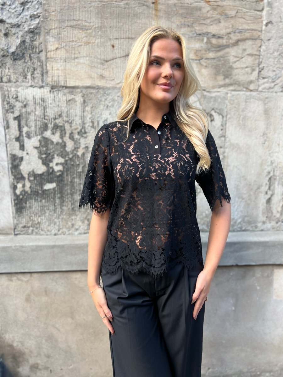 Continue PALOMA LACE BLUSE black - Aaberg DK