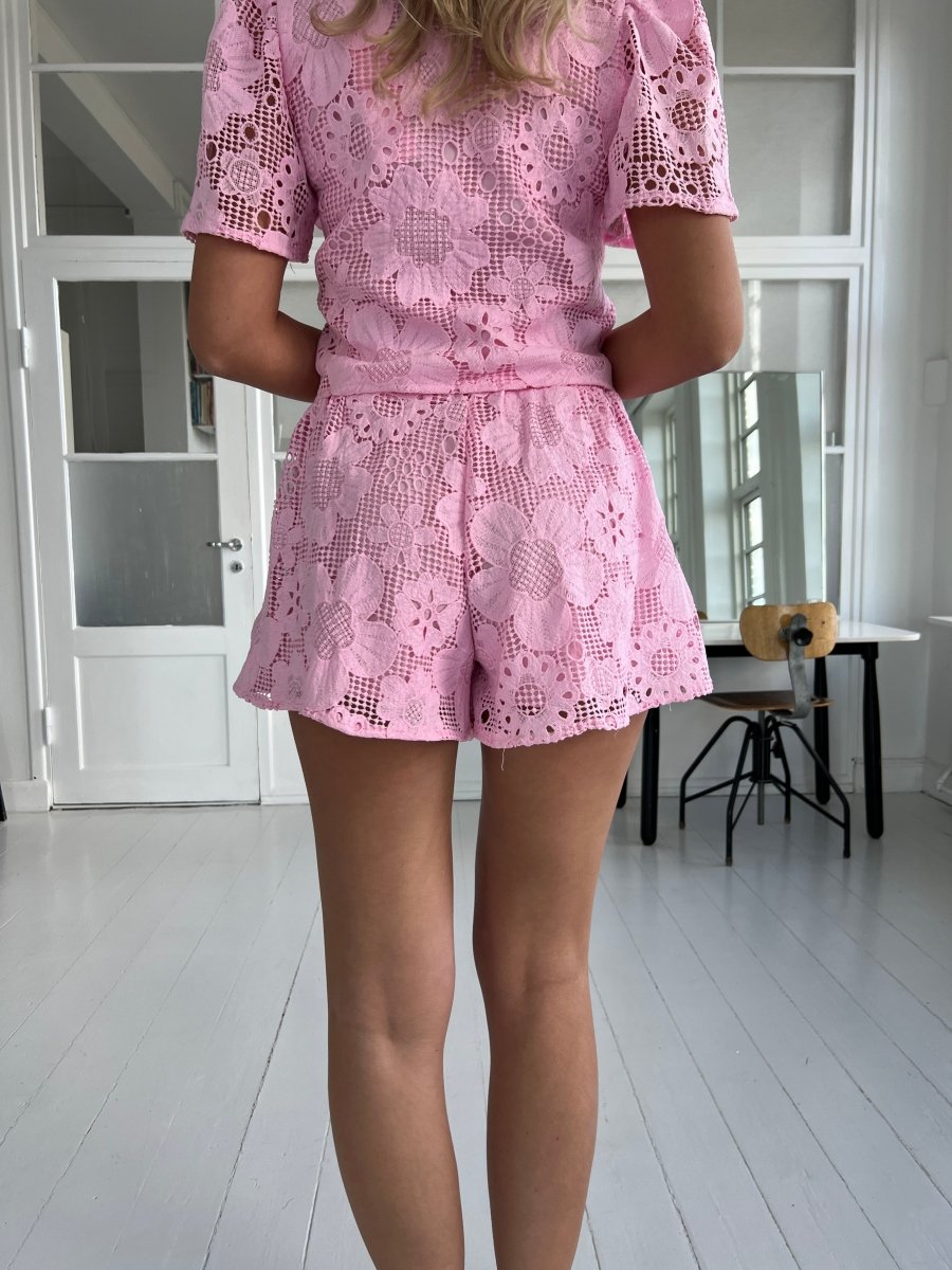 Elli white pink lace shorts - Aaberg DK