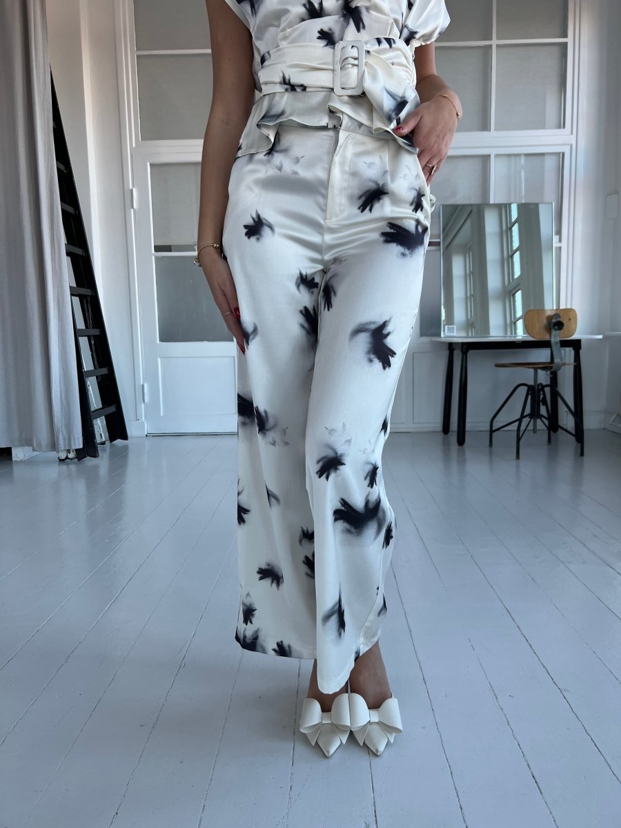 Elli white satin pants - Aaberg DK