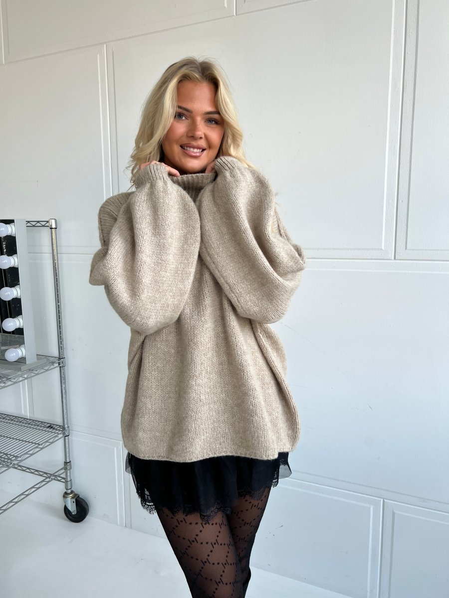 Estee oversized knit beige - Aaberg DK
