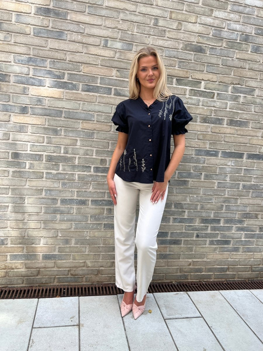 Gaspar black Garda Blouse - Aaberg DK