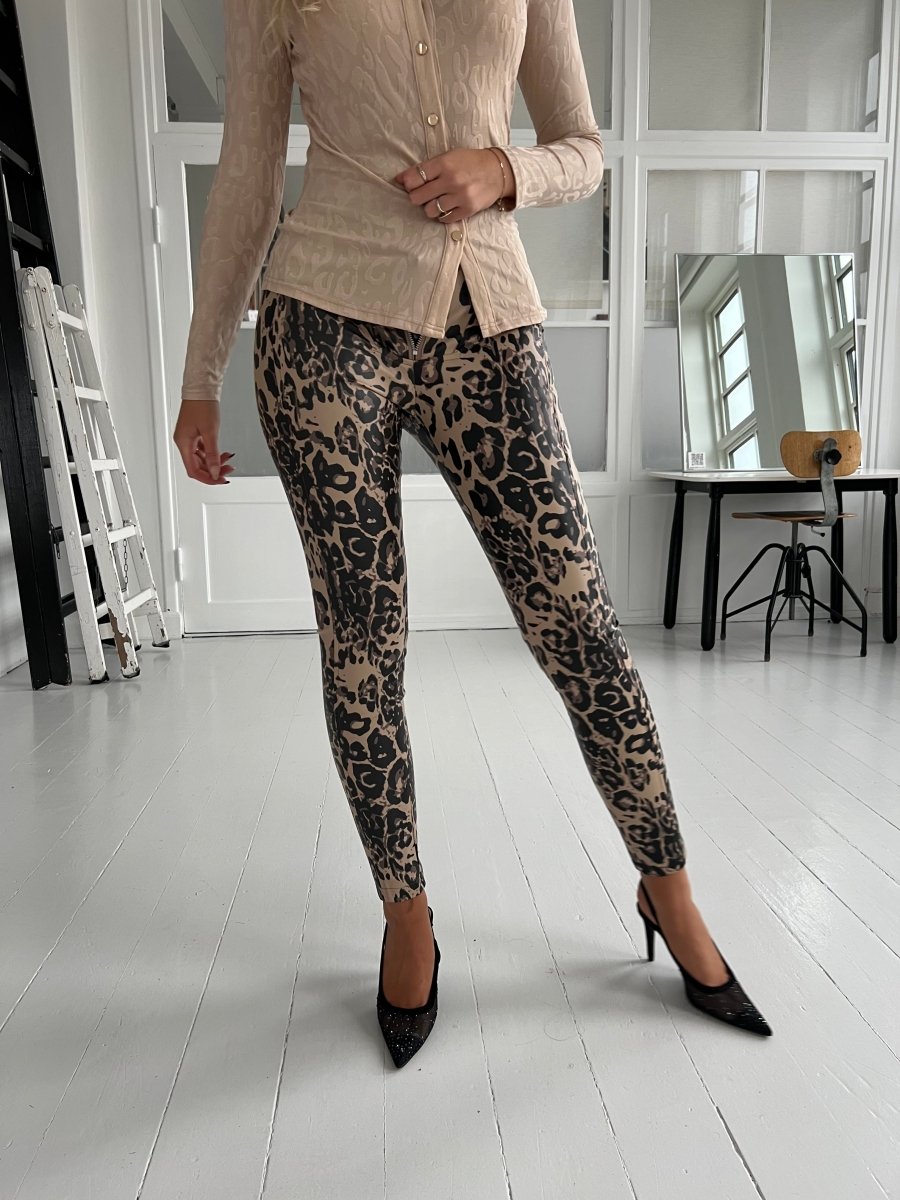 Its May leopard pants - Aaberg DK
