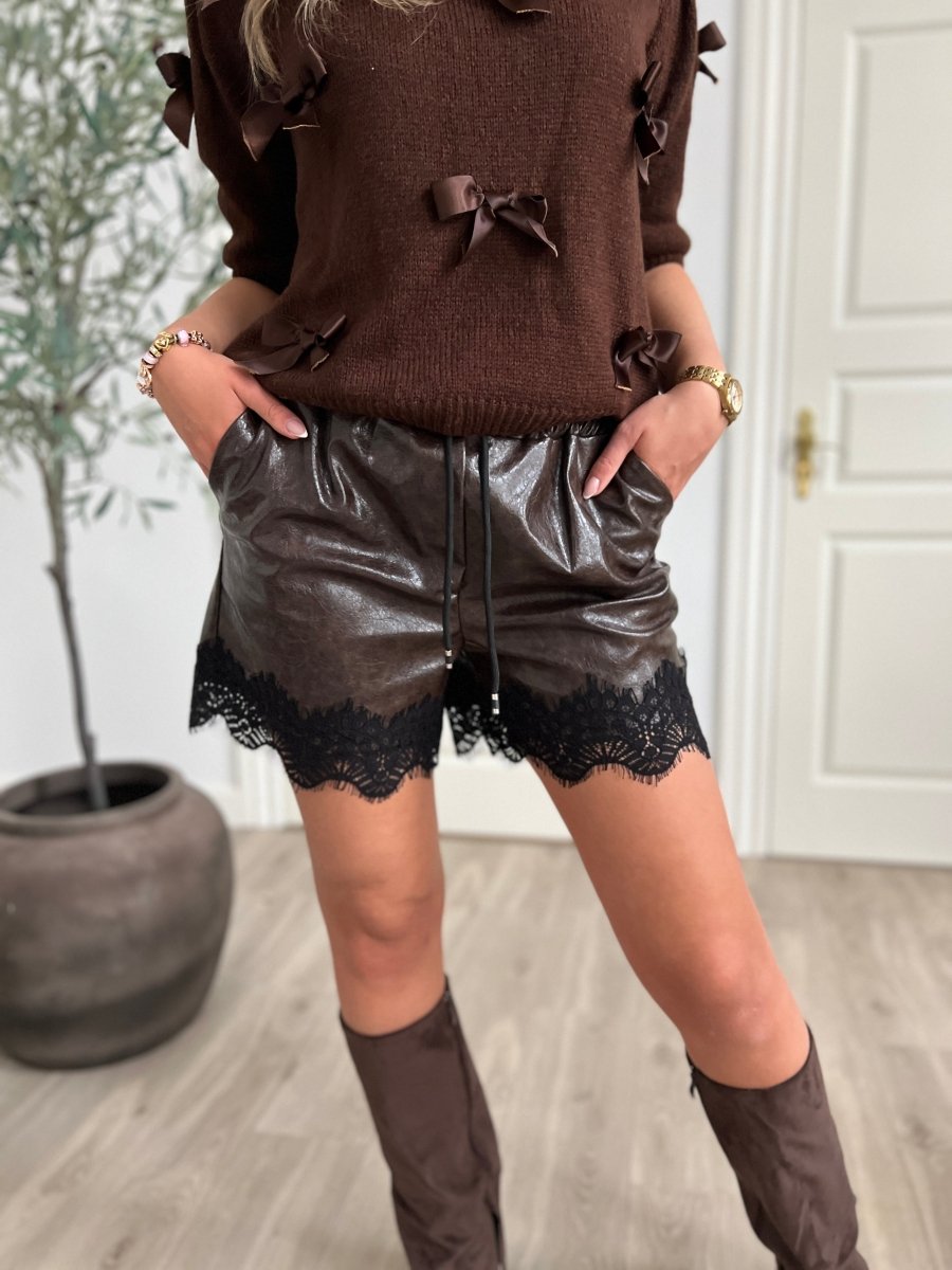 Laffe choko faux leather lace shorts - Aaberg DK