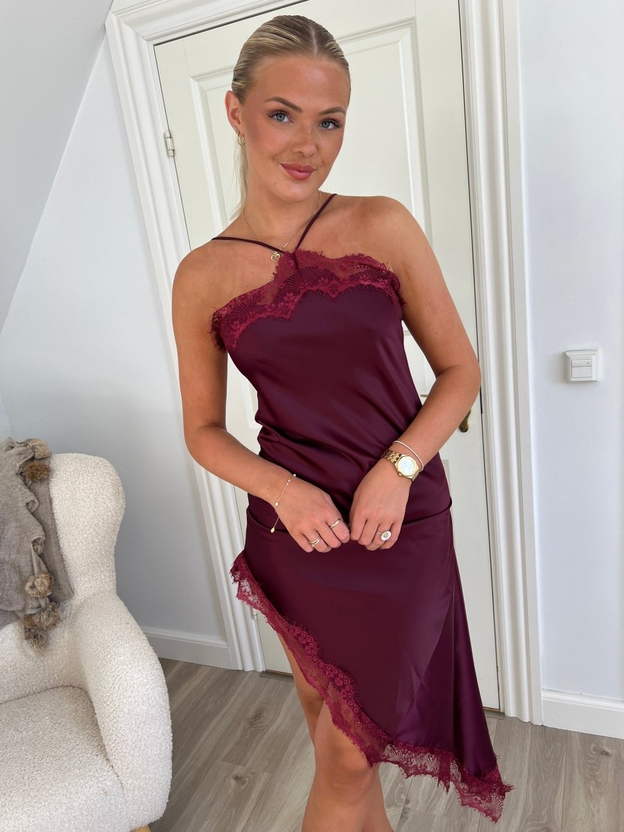 LAYLA burgundy satin dress - Aaberg DK