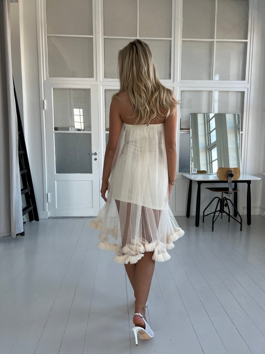 Lily McBee cream doll dress - Aaberg DK