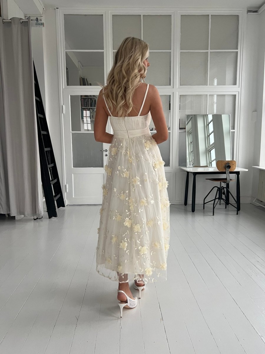Lily McBee yellow dress - Aaberg DK