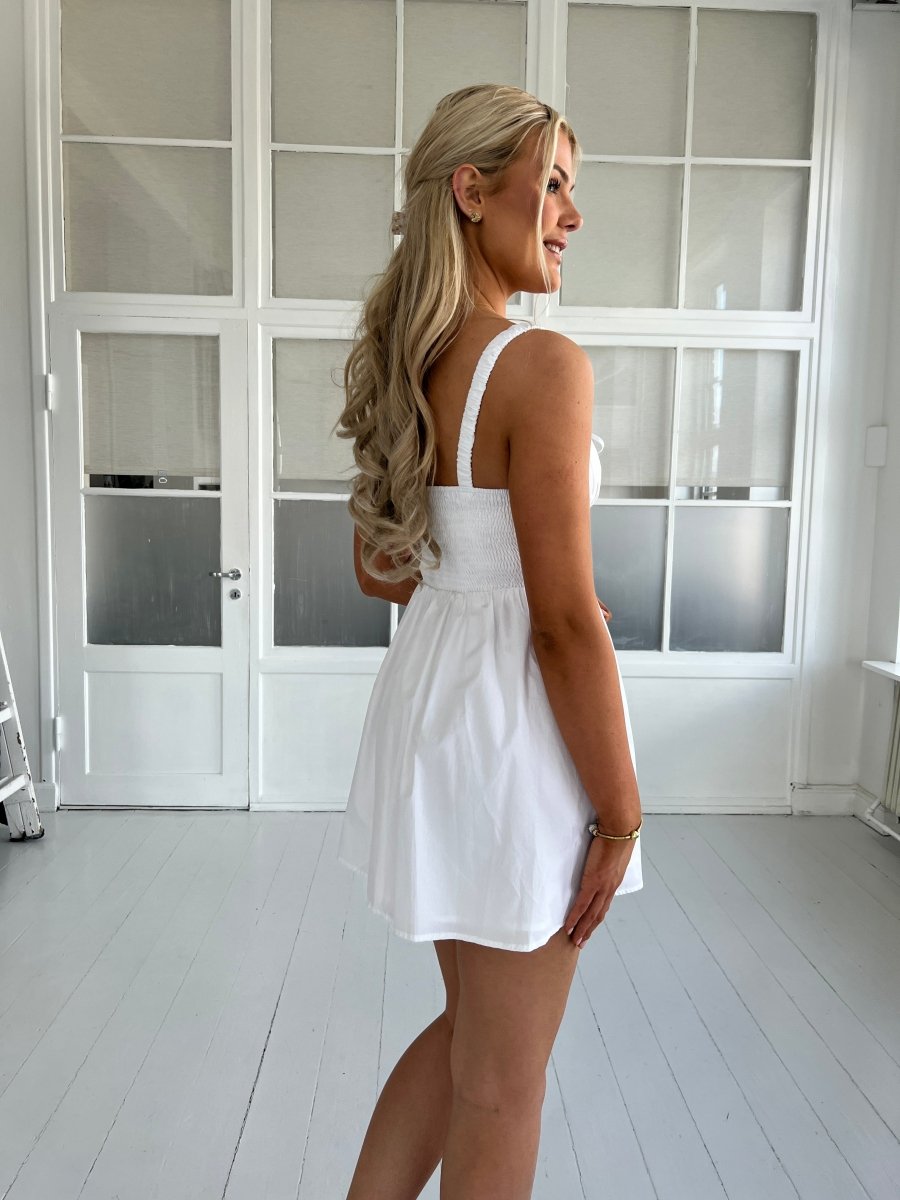 Lucce short white dress - Aaberg DK