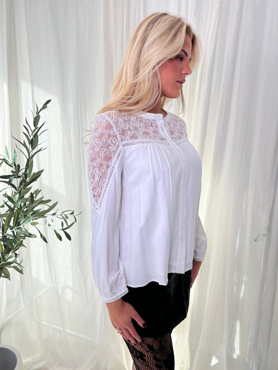 Majolica white lace blouse - Aaberg DK