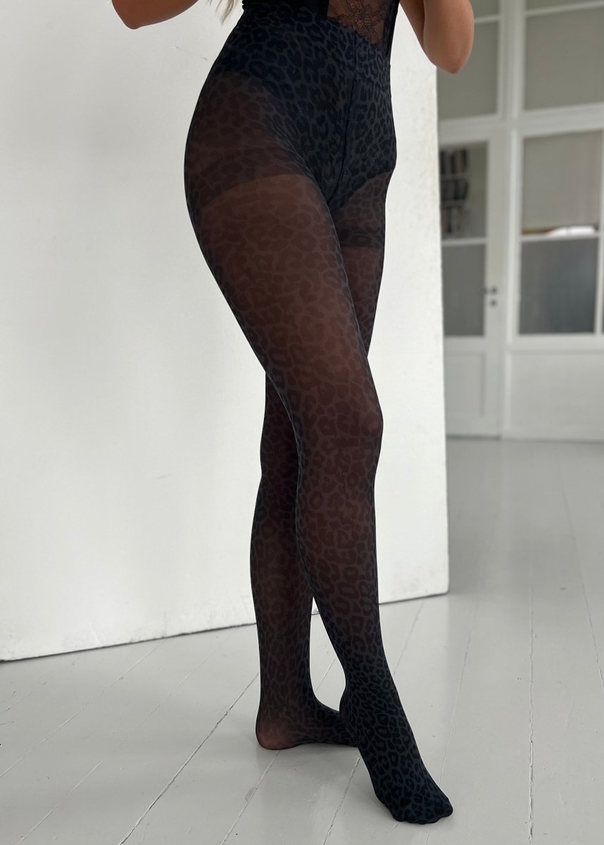 Mochy sorte leopard strømper - Aaberg DK