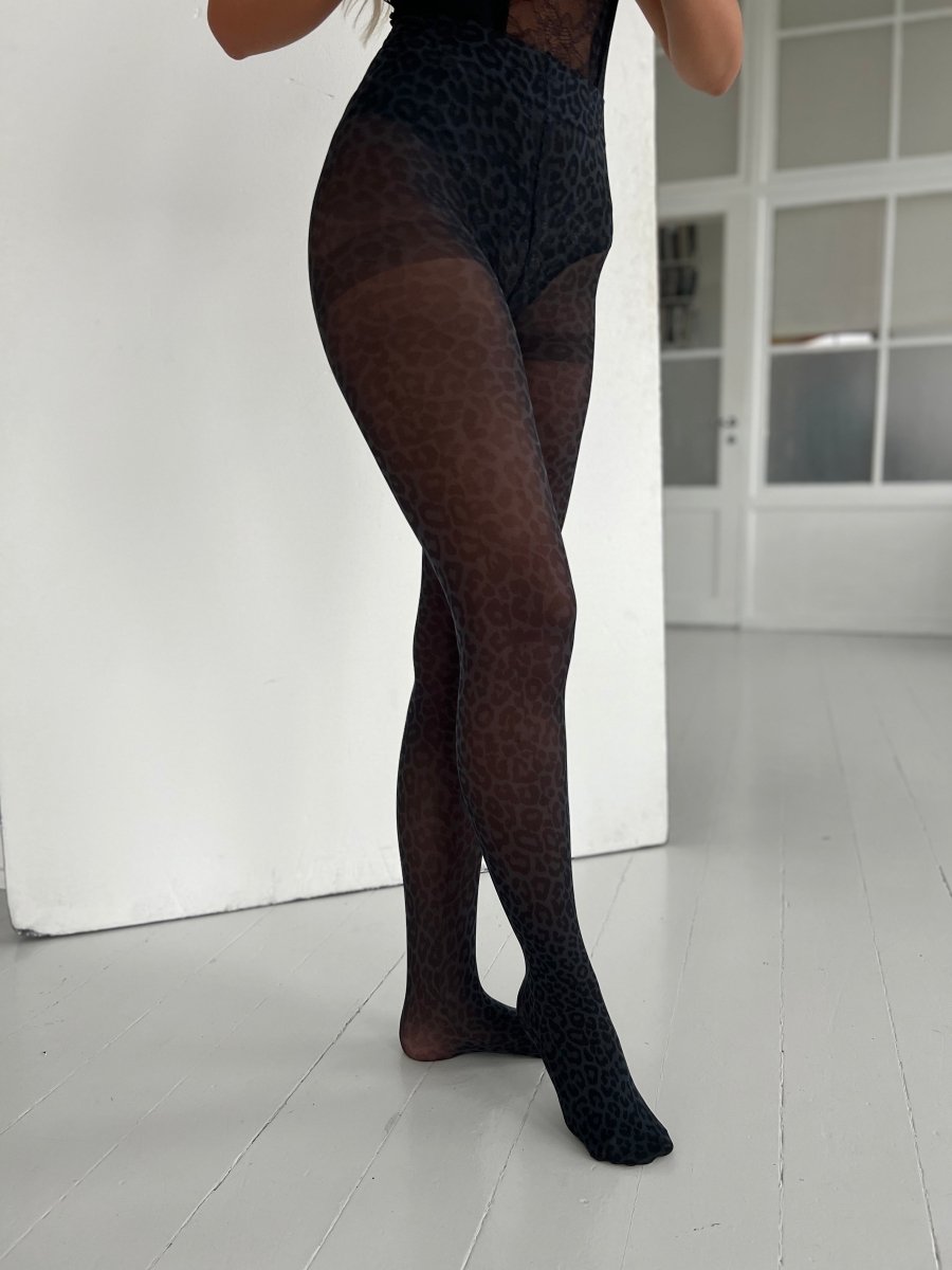 Mochy sorte leopard strømper - Aaberg DK