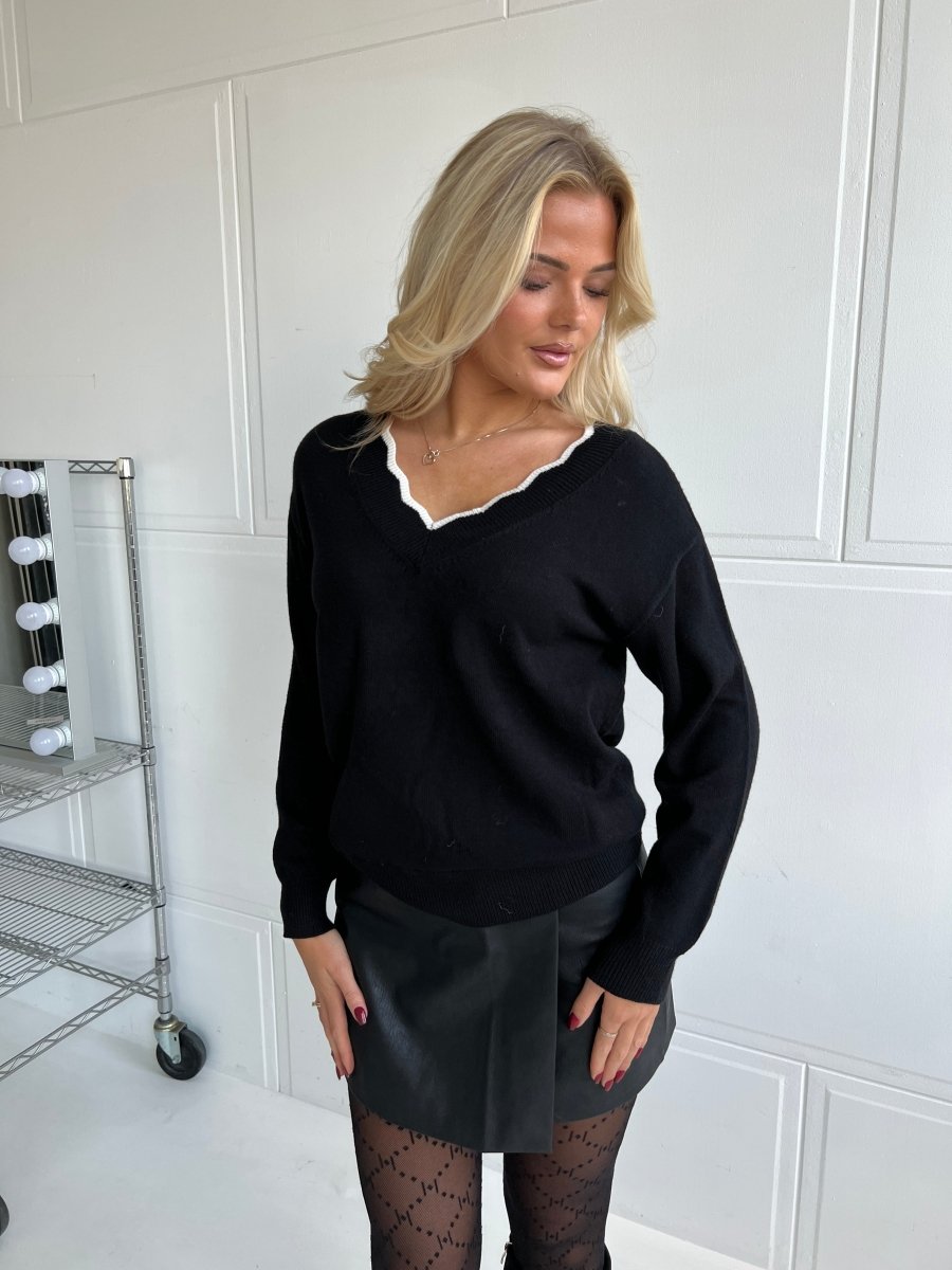 Rosy Days Black V - Neck Sweater with Bow Detail - Aaberg DK