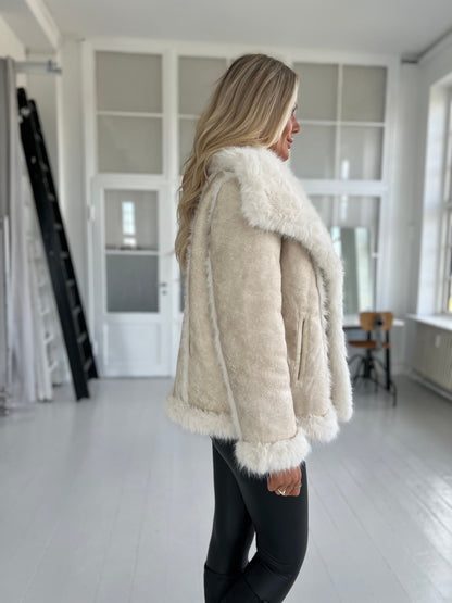 Flam beige faux fur jakke (2213)