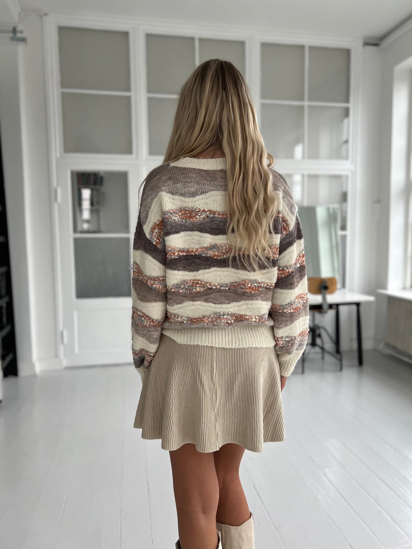 Azaka beige knit  (8374)