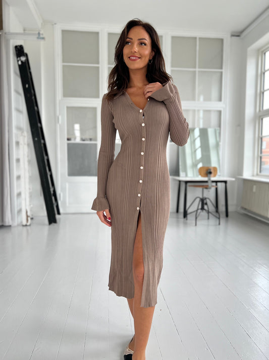 Copperose taupe knit dress (1020)