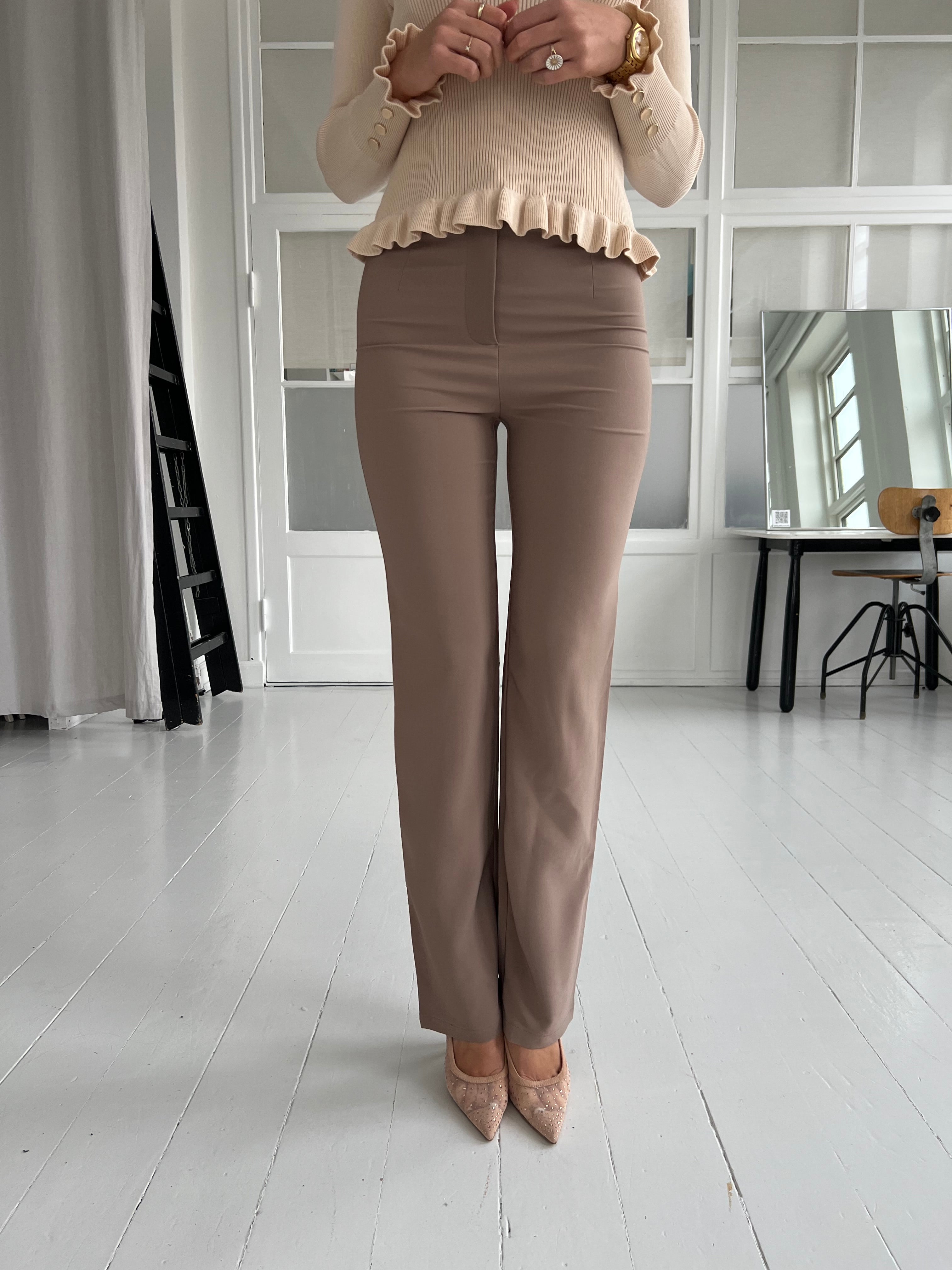 Eight Luxe taupe pants