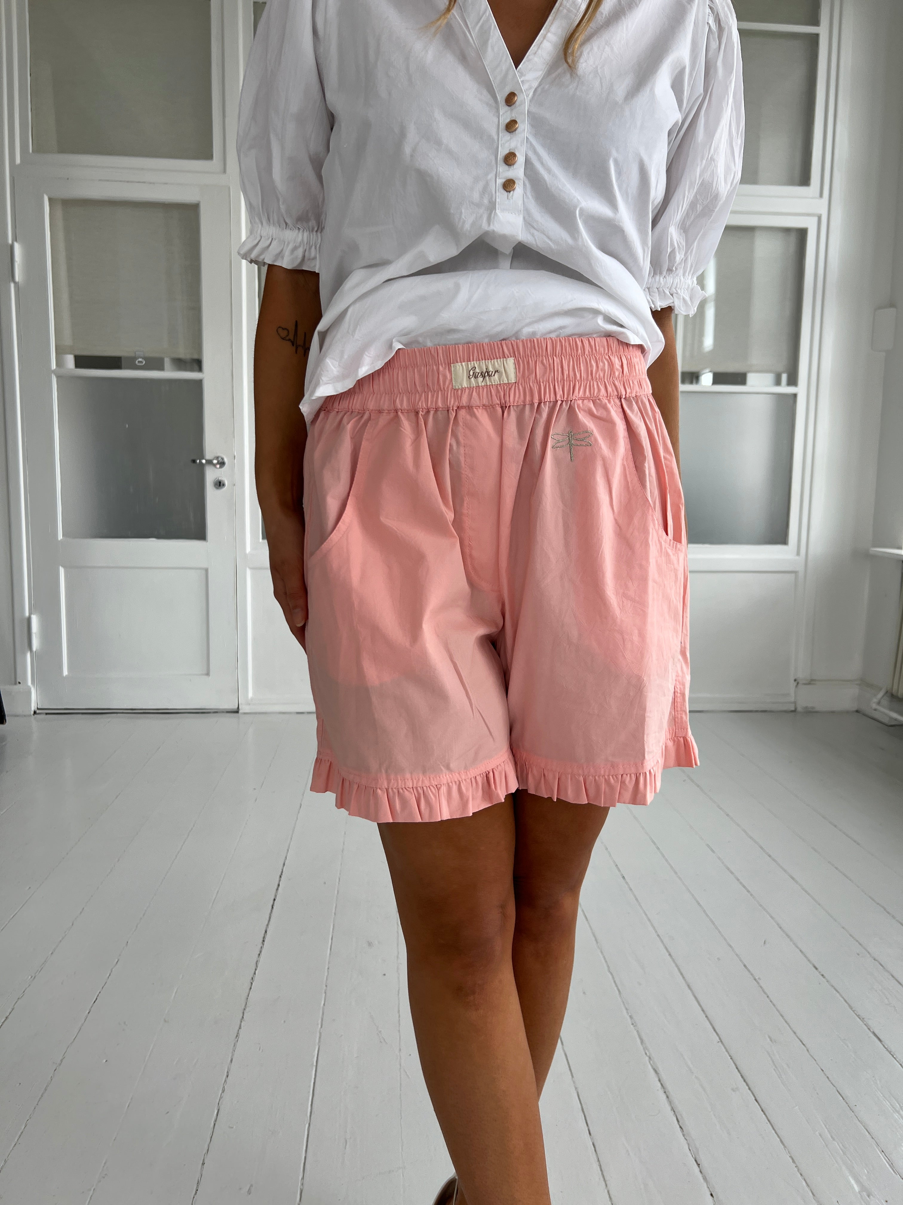 Gaspar Honolulu rose frill shorts
