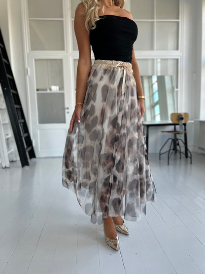 Rose W beige leopard tulle skirt