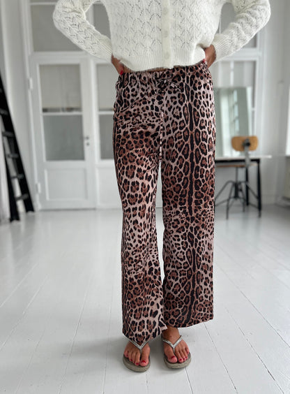 Estee Leopard pants (6485)-shorts-Åberg CPH-Åberg Copenhagen DK