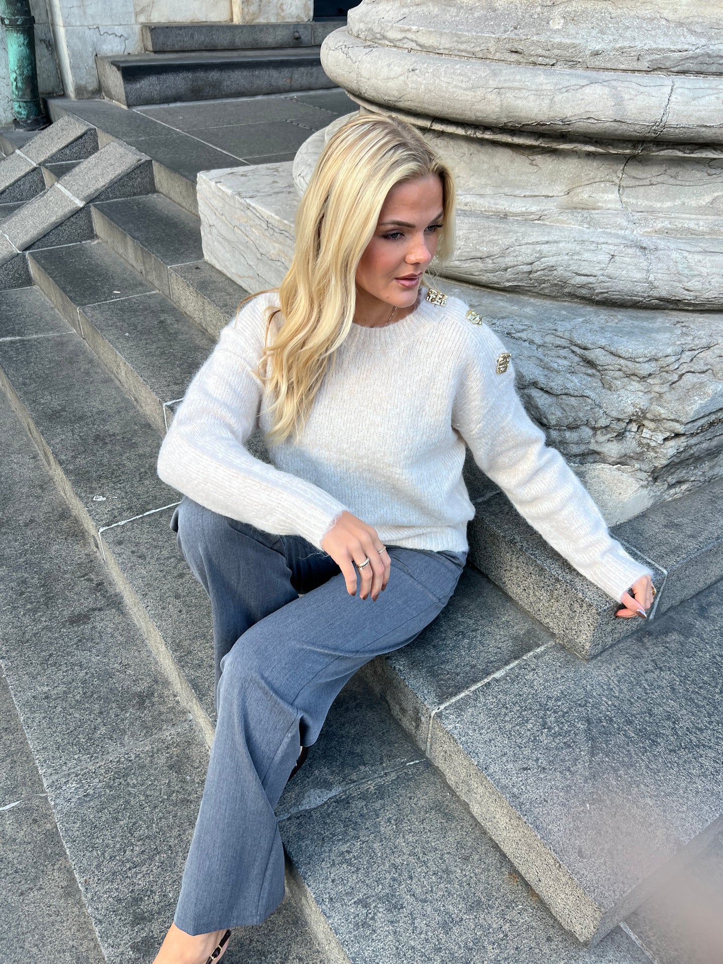 Eight Luxe grey trousers Long