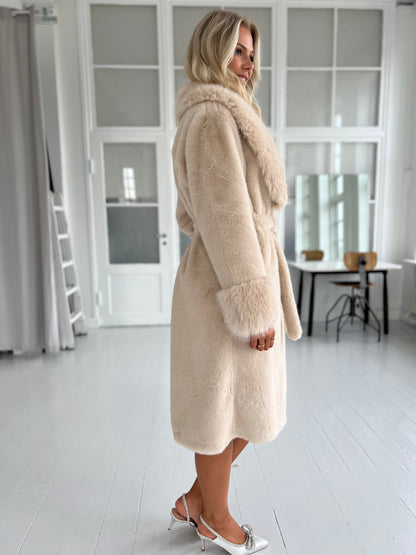 Azaka beige faux fur 5573