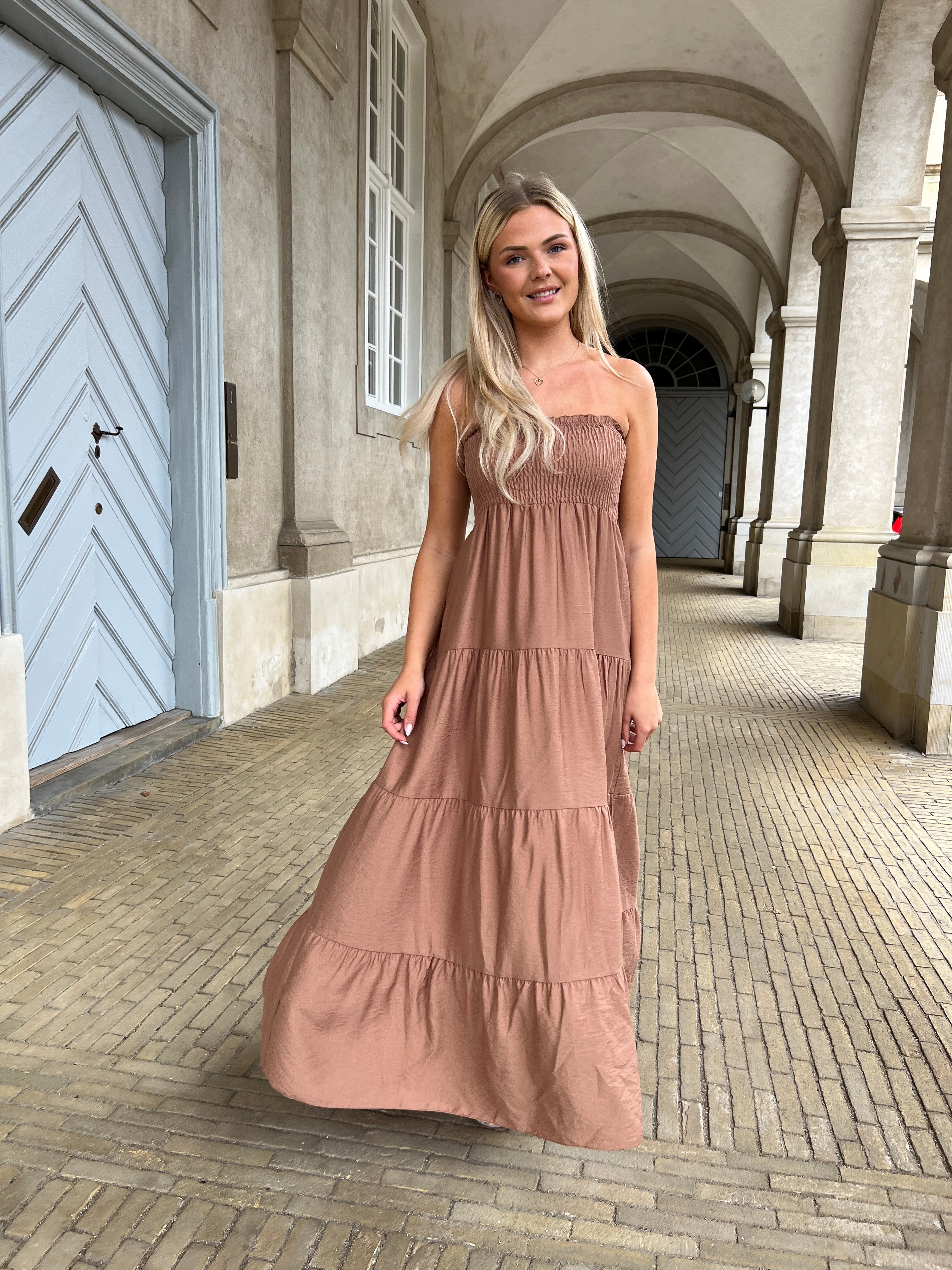 Syma caramel summer dress