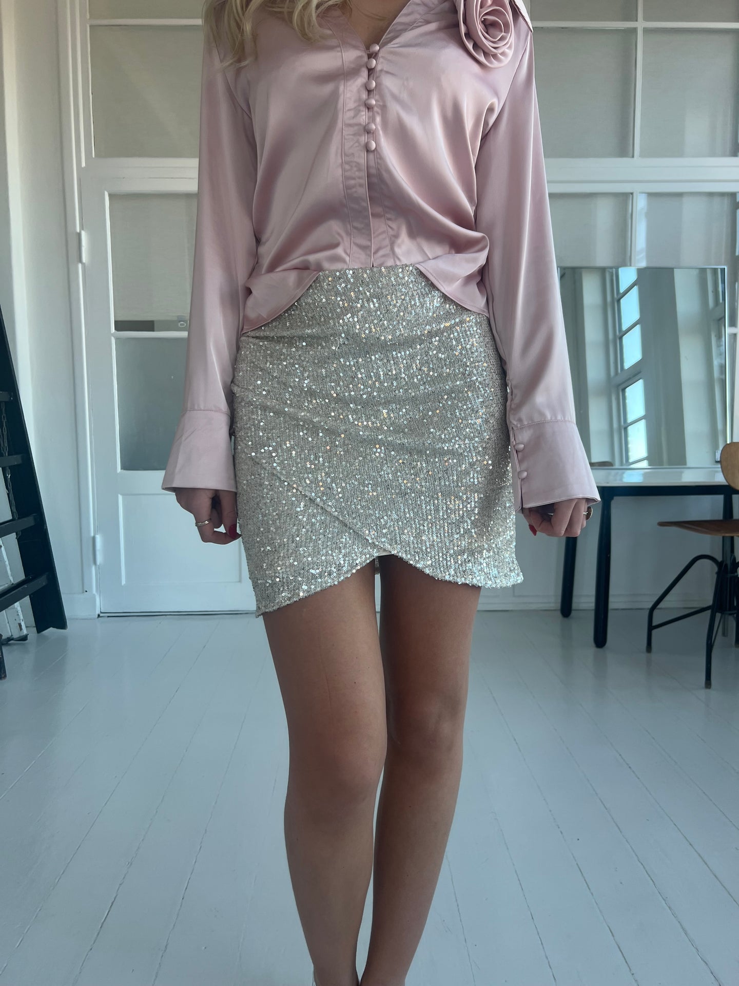Eight Luxe  sequins skirt