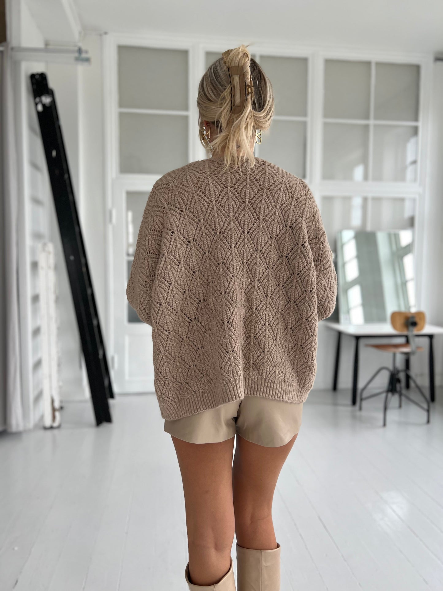 Majolica taupe cardigan (5246)