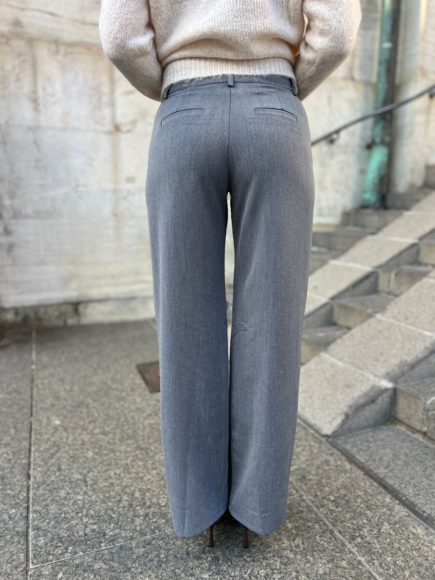 Eight Luxe grey trousers Long