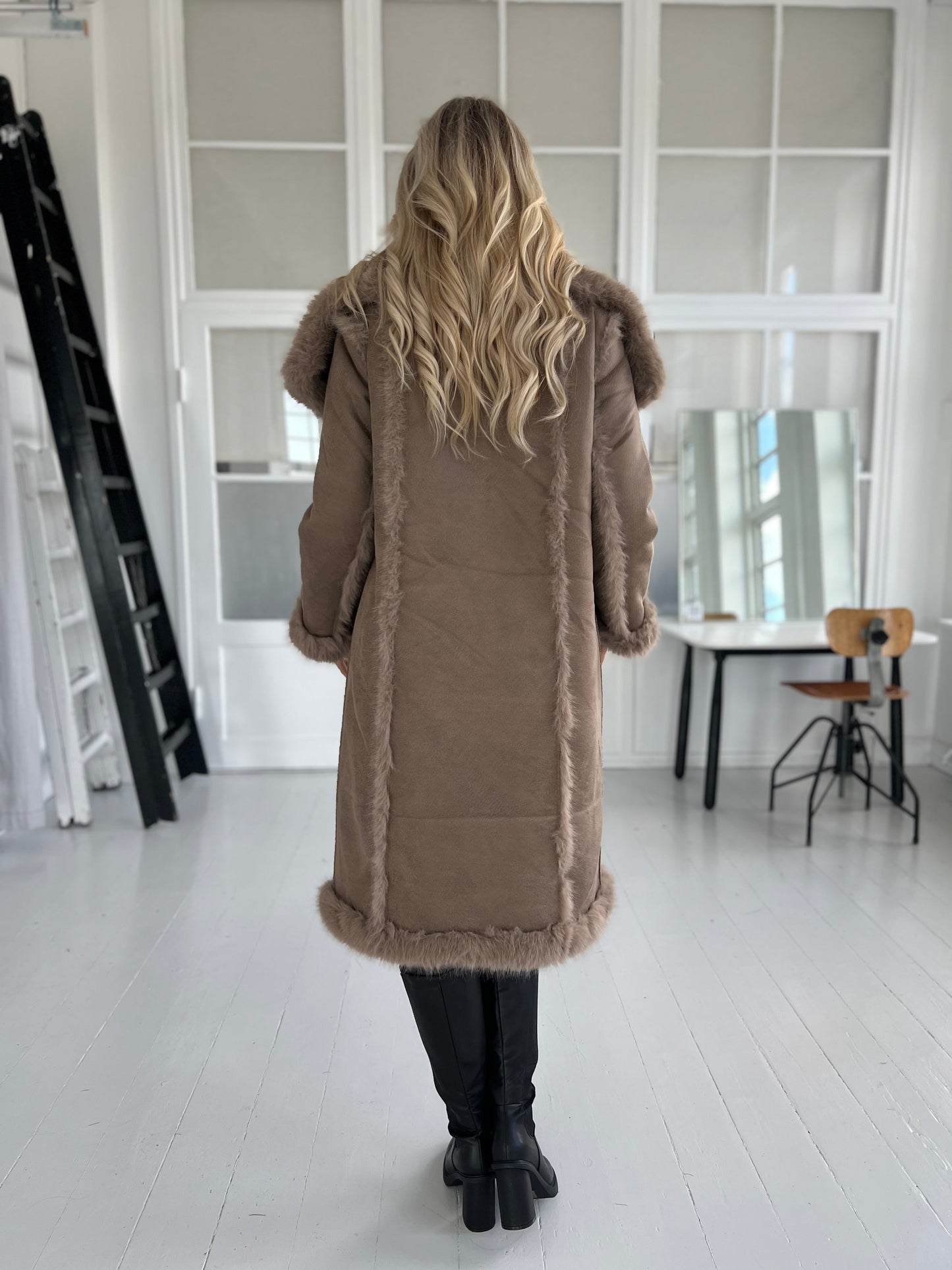 Flam taupe faux fur frakke (2212)