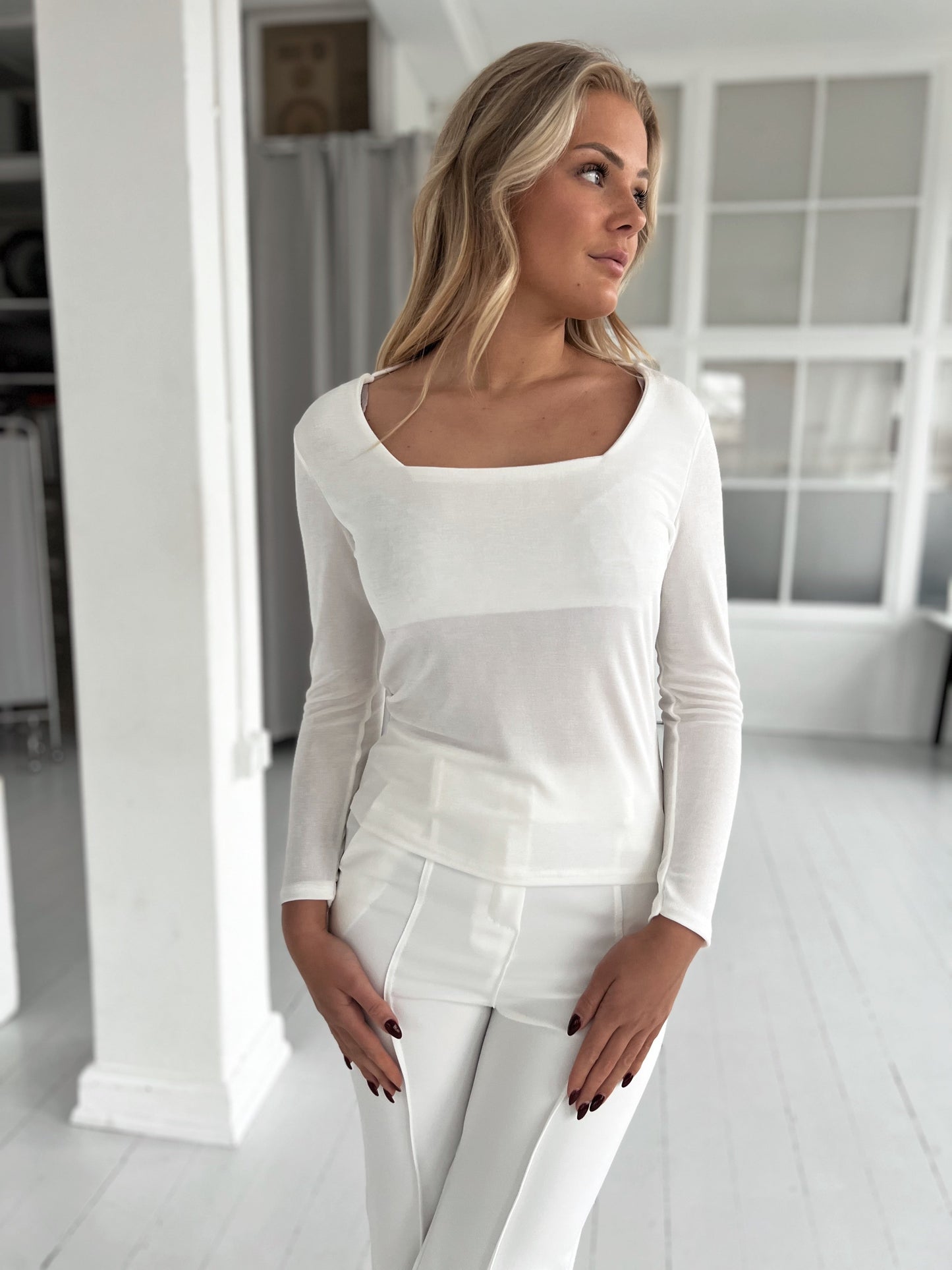 Nora white blouse-Bluse, top, bluser-Åberg CPH-Onesize-Åberg Copenhagen DK