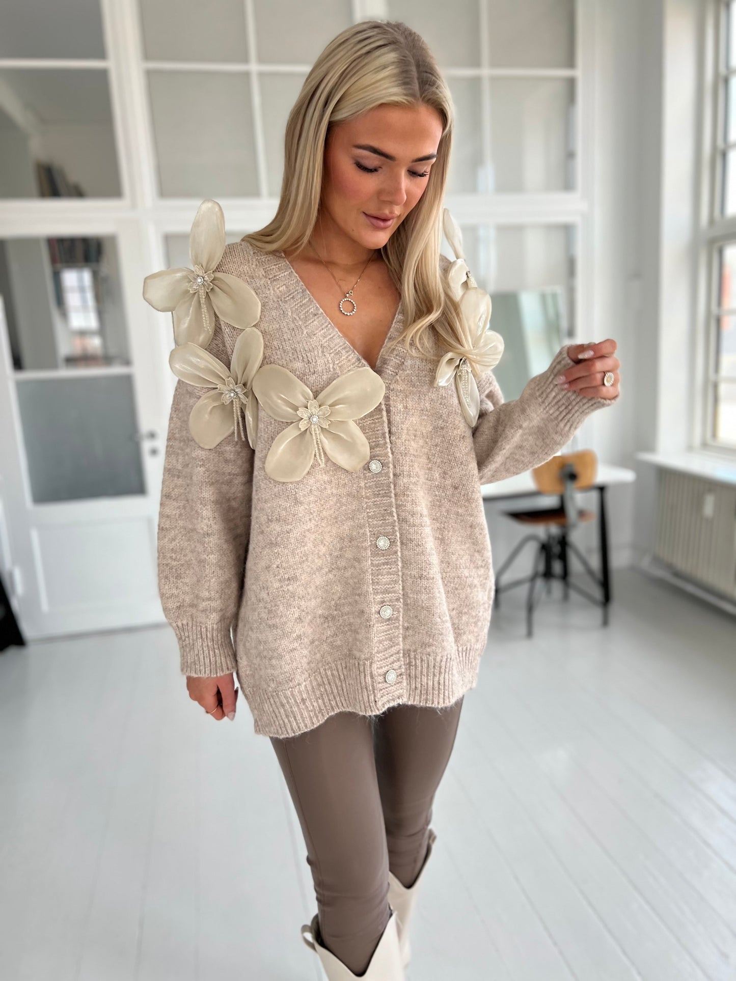 Azaka taupe knit cardigan (1162)