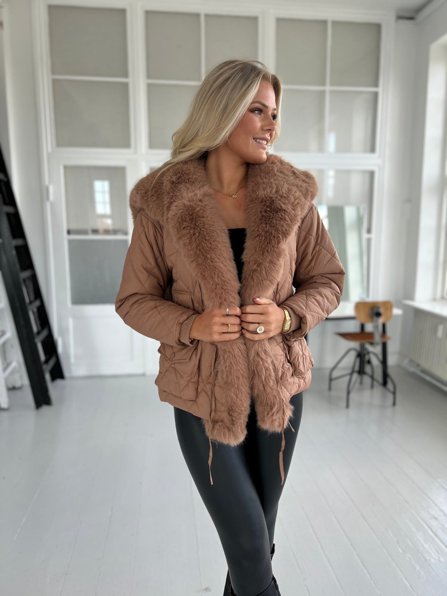 Flam camel puffed jacket (7506)