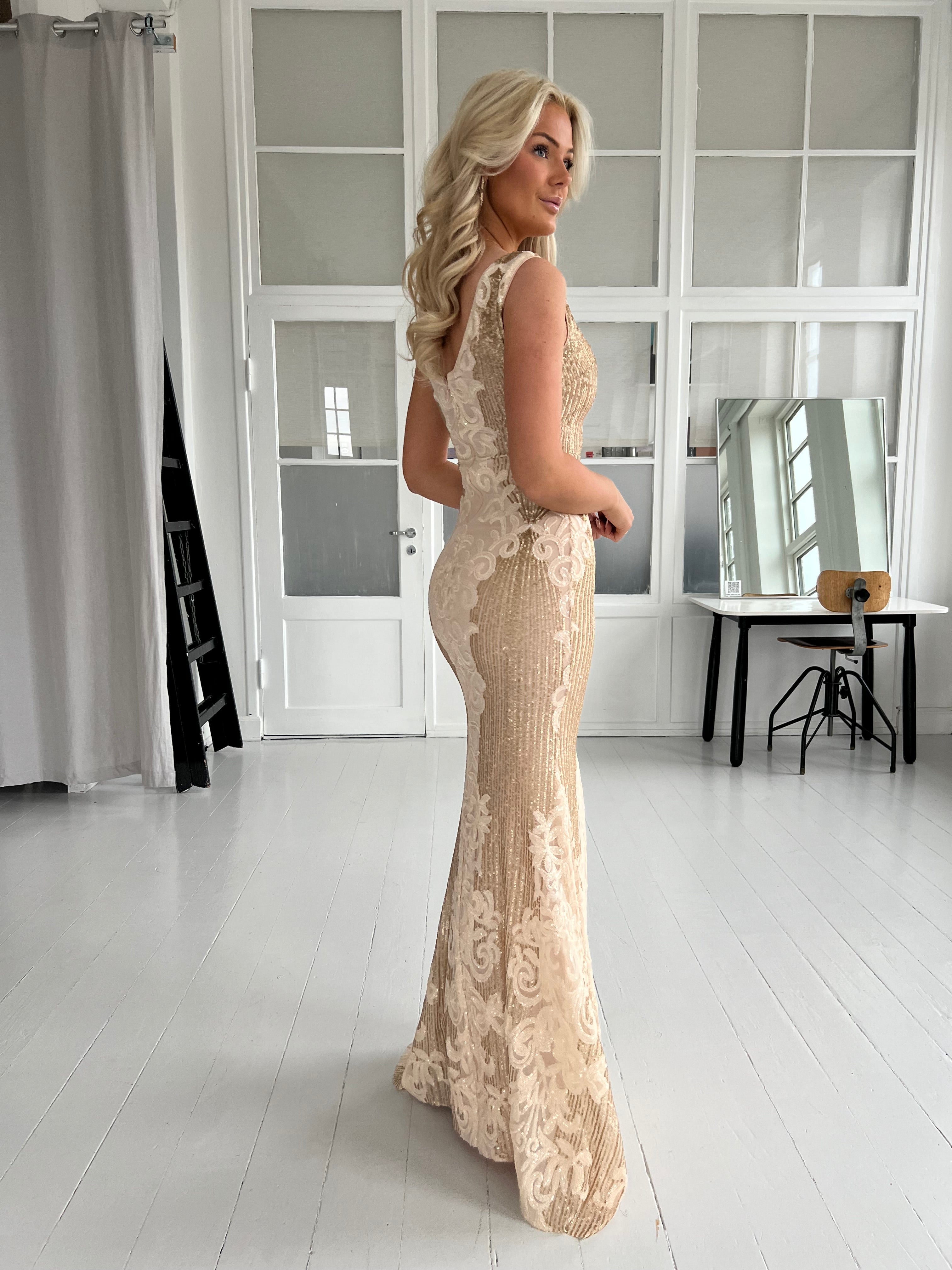 Soky long golden dress