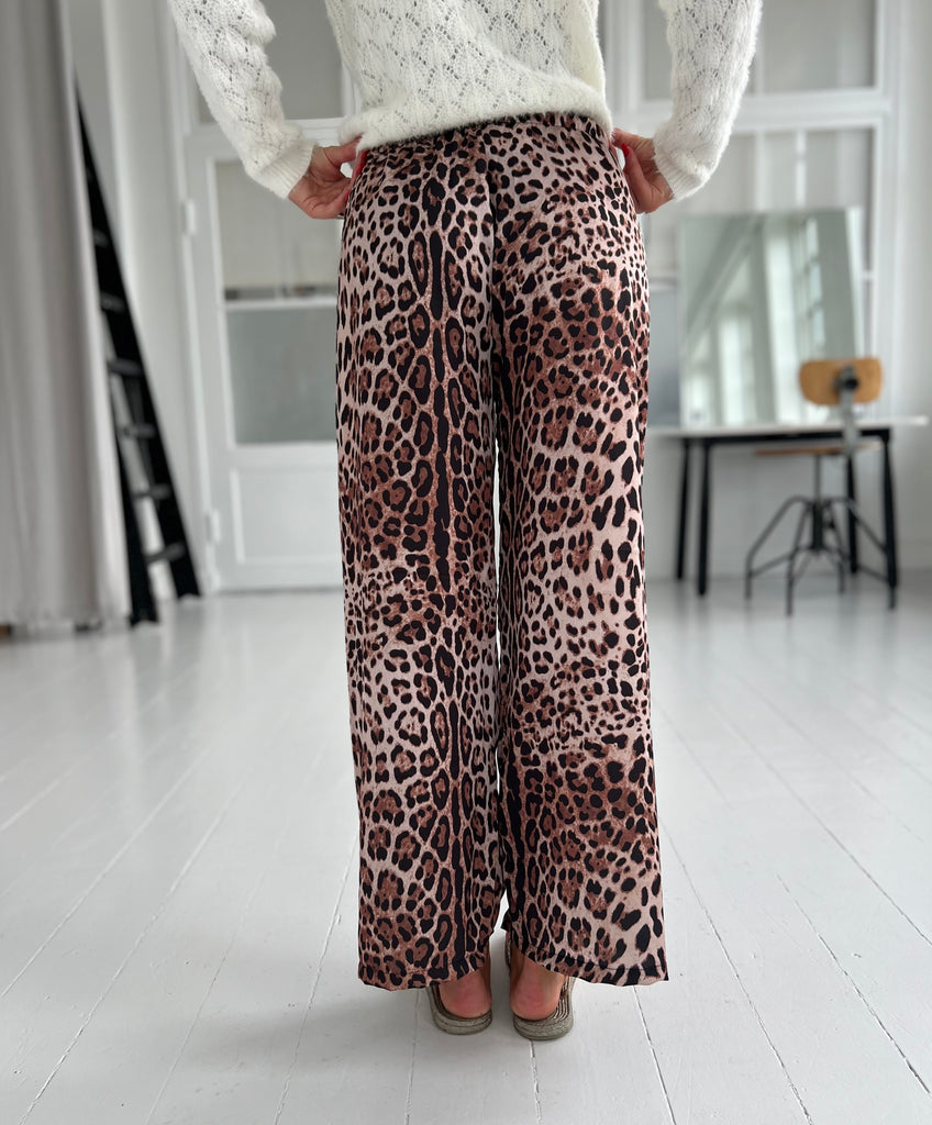 Estee Leopard pants (6485)-shorts-Åberg CPH-Åberg Copenhagen DK