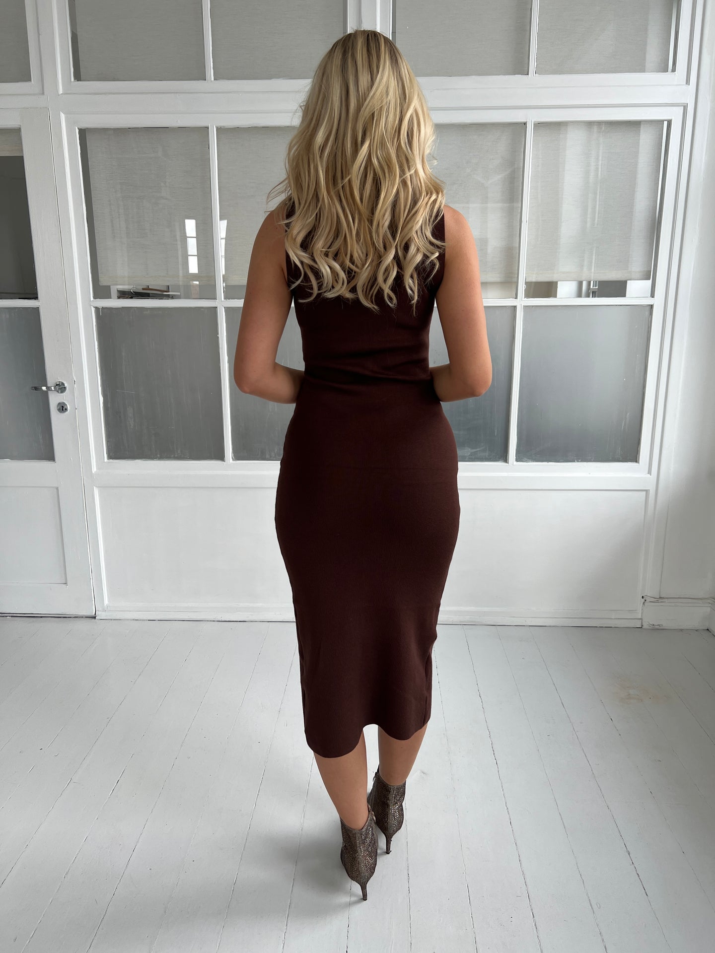 Flam coffee etui knit dress - Åberg Copenhagen