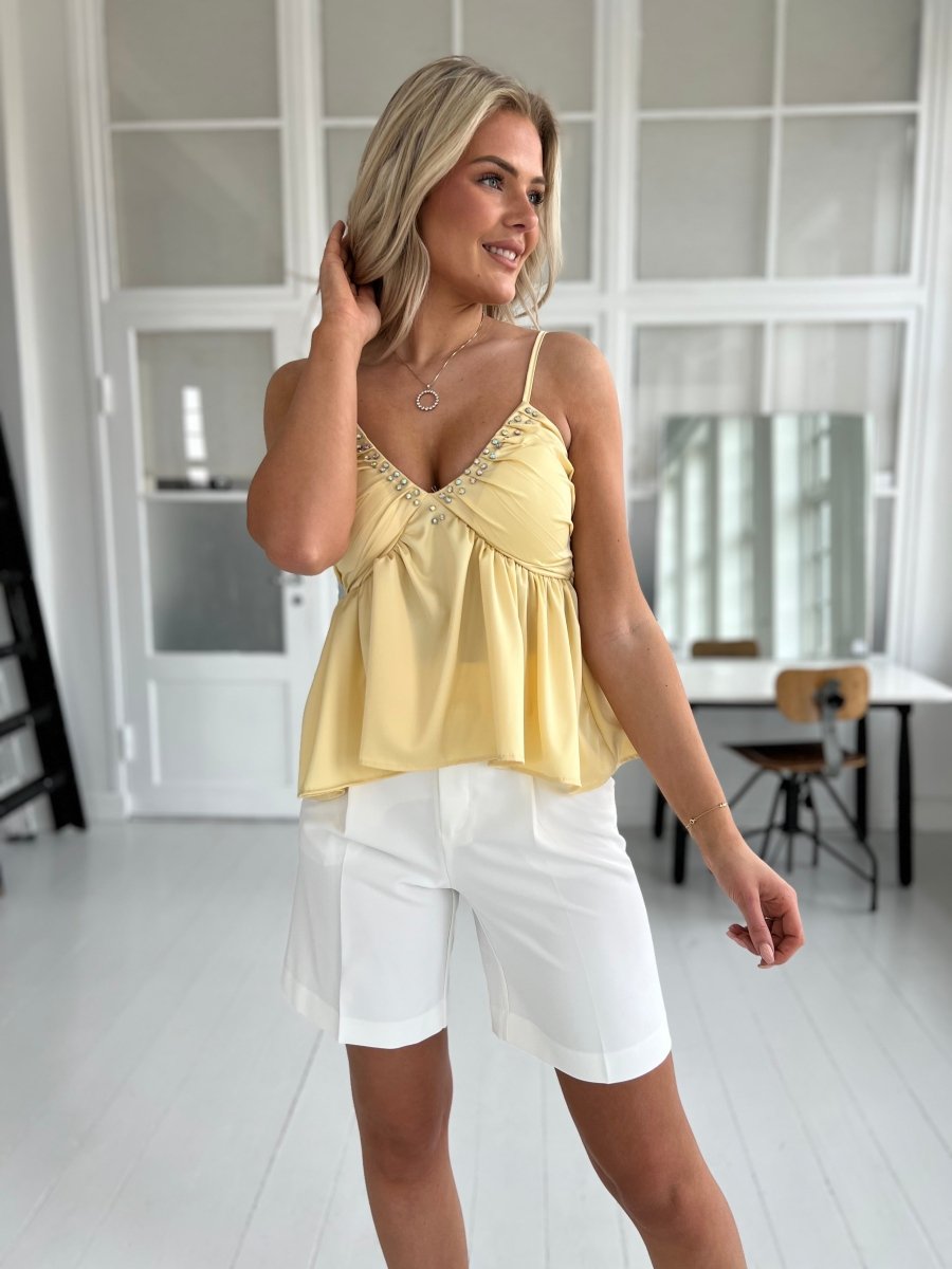 Azaka soft yellow top - Aaberg DK