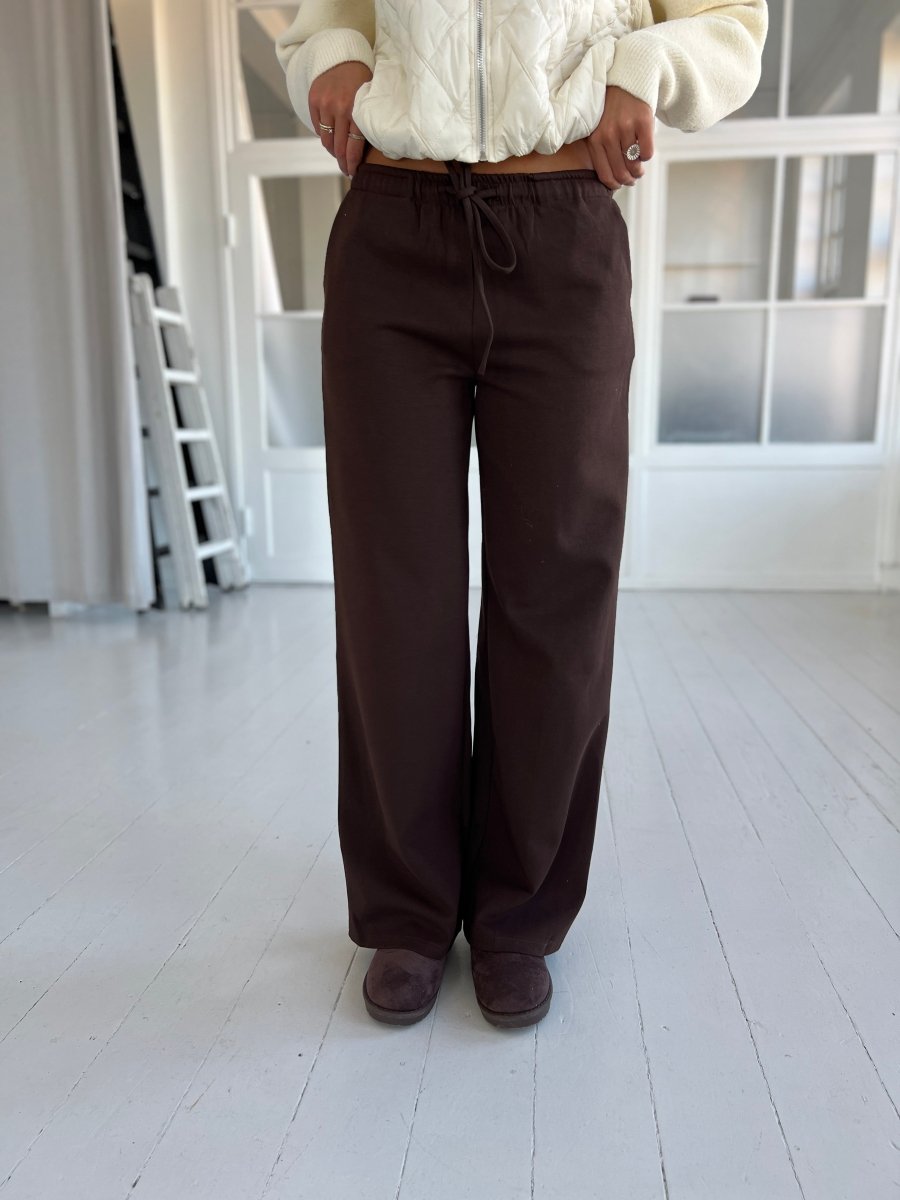 Eight Luxe brown joggers - Aaberg DK